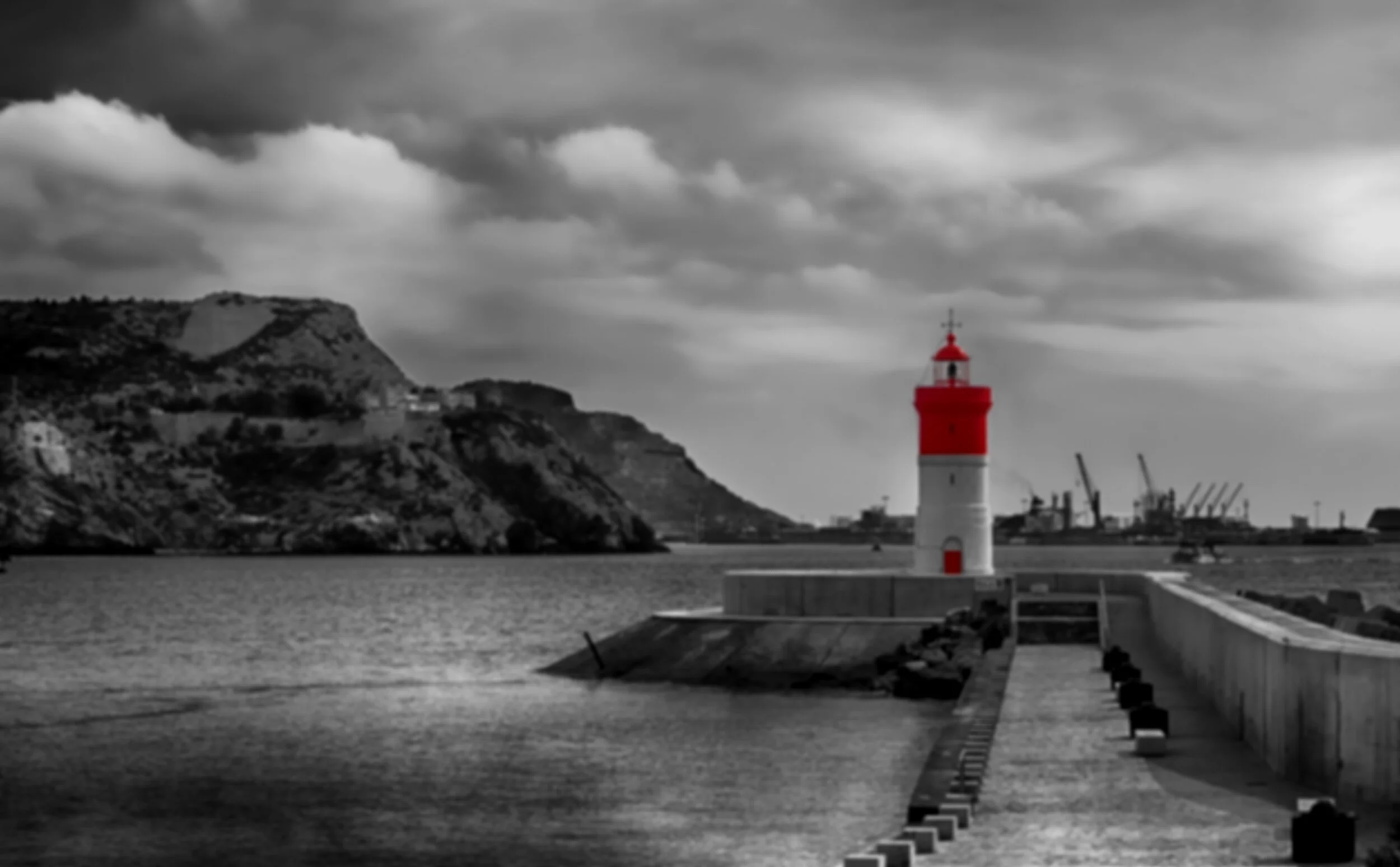 lighthouse-3798366.jpg