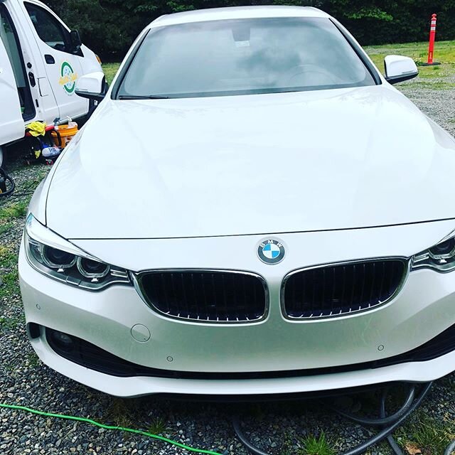 This client chose our Mini Full detailing Auto Spa treatment for this new White BMW 428i hardtop Convertible. Needless to say it was a pleasure pampering this beauty and bringing out its glossy paint finish and lustrous leather interior. Check out th