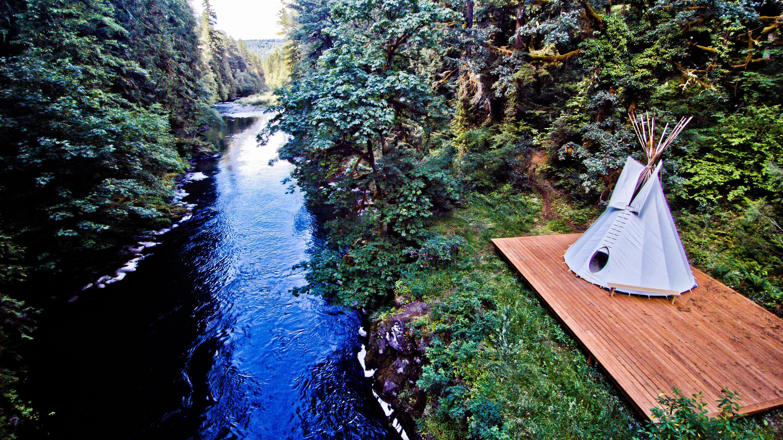 Three Rivers Deep Tipi Trout Creek Wilderness Lodge