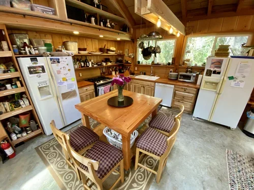 lodge+kitchen.webp