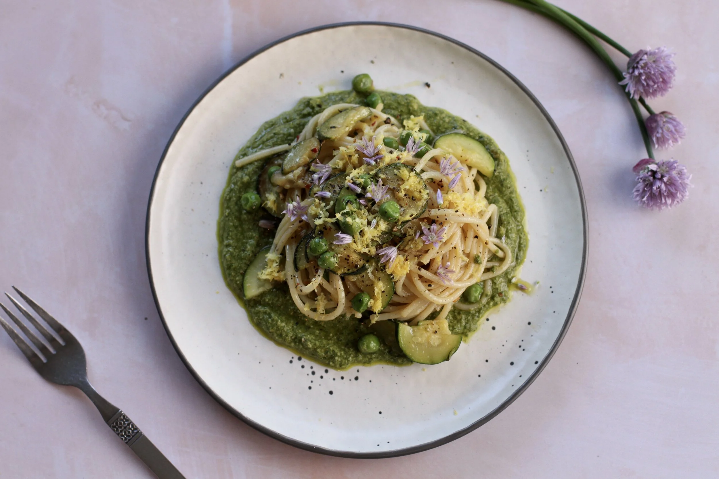 Late Spring on a Plate — Vibrant Pasta Primavera with Zucchini, Peas, and Pesto