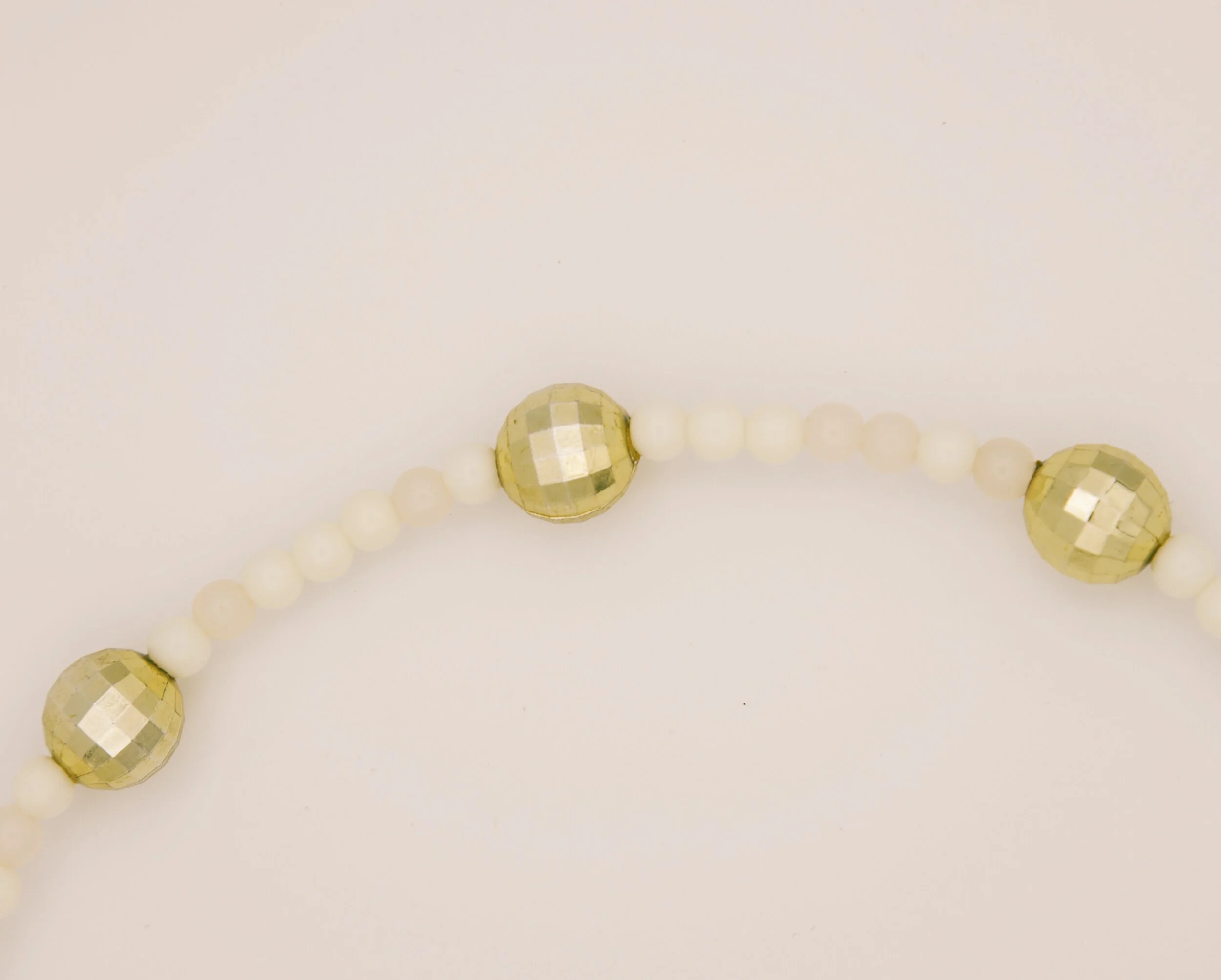 I'm Dreaming Of A White Disco Necklace