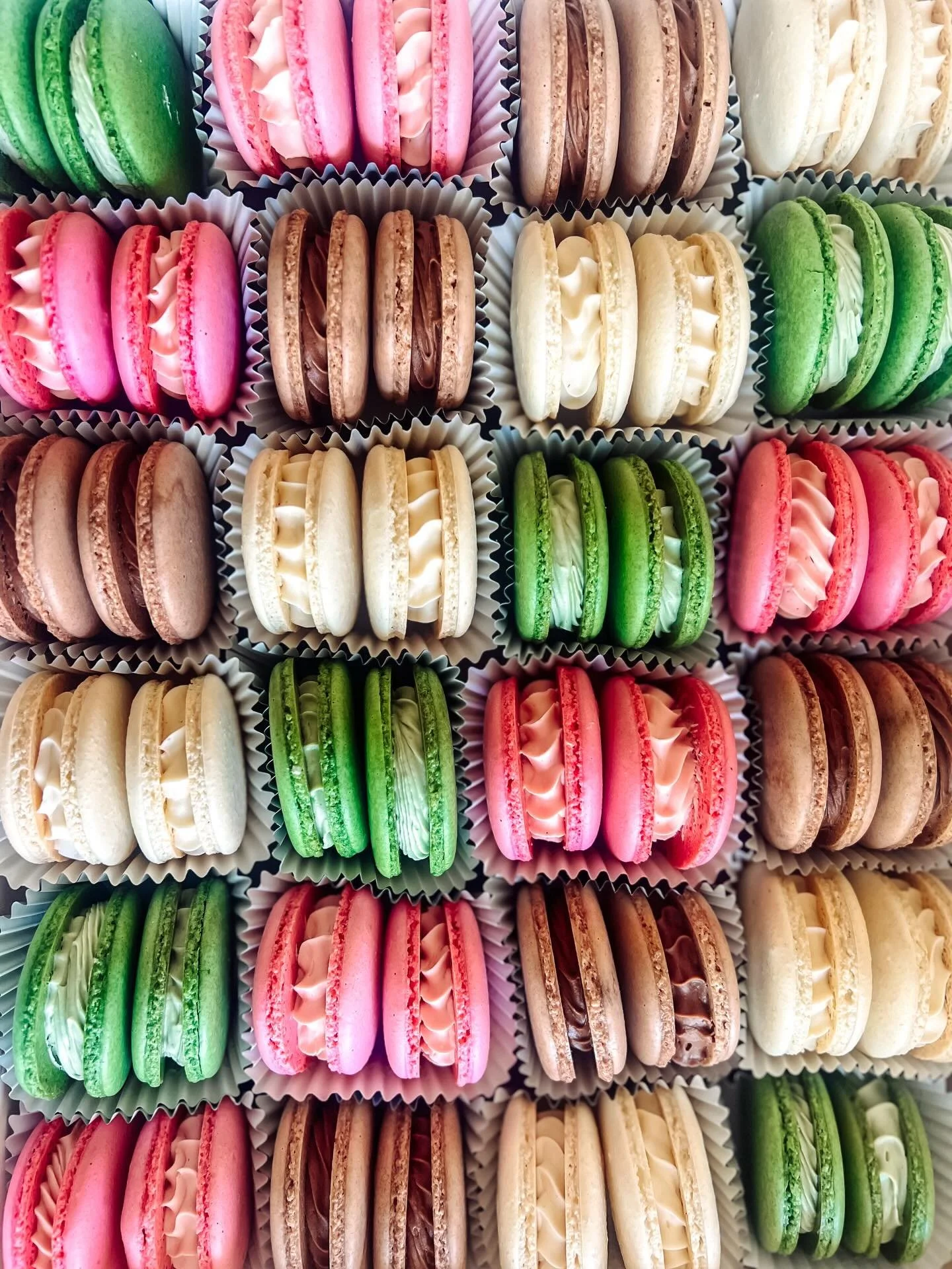 Did you know, if you place a custom macaron order, any flavor can go with any macaron color? 

I get asked this a lot, but no, strawberry macarons do NOT have to have pink or red macaron shells&mdash;they could be blue or yellow or even black!

The c