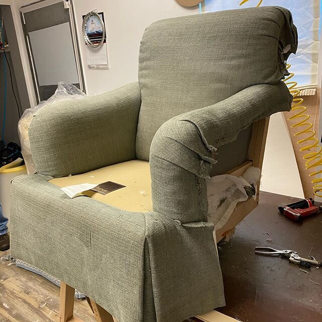 What a change!!! Just simple!! #clubchair #kravet  #reupholstery