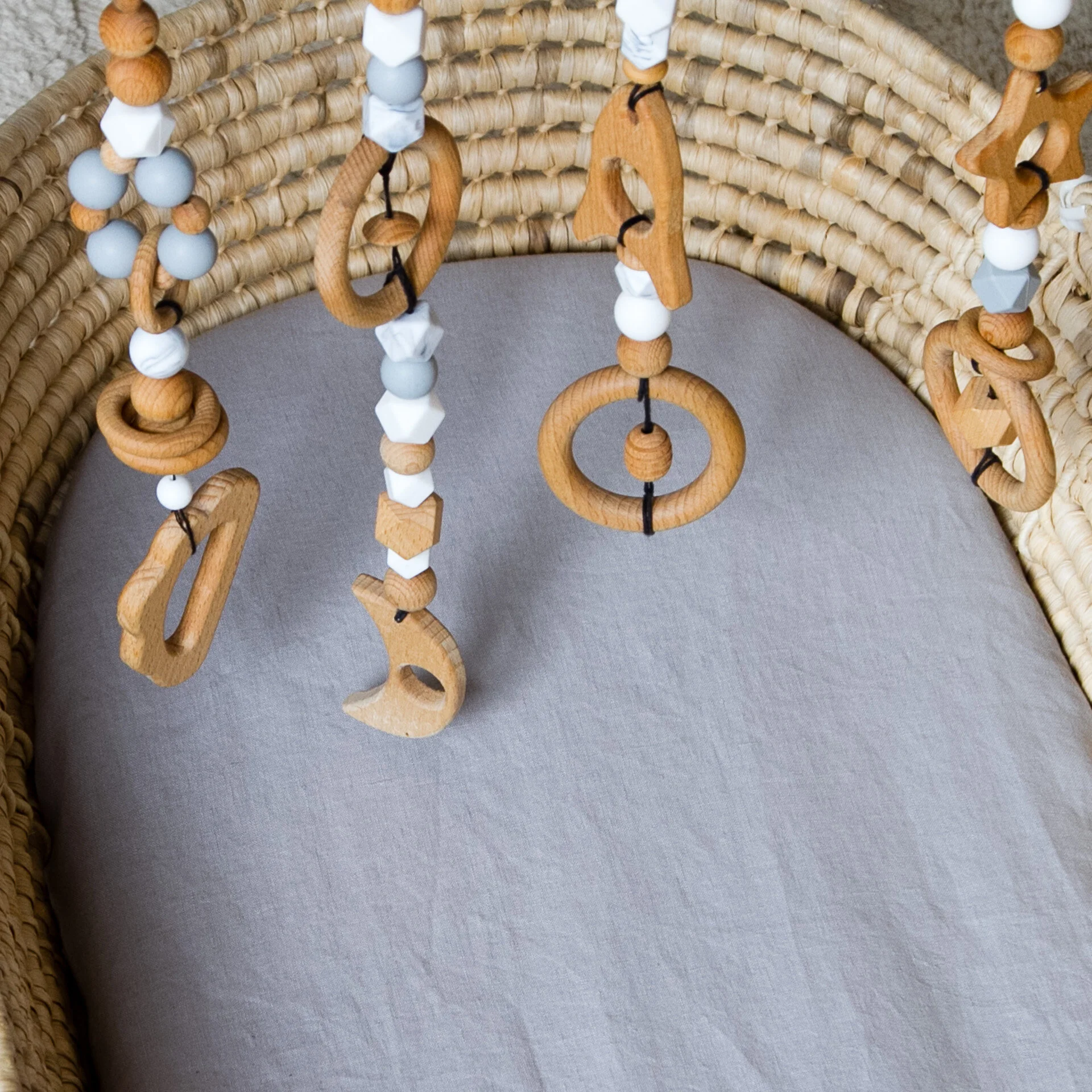 Fog Fitted Bassinet Sheet