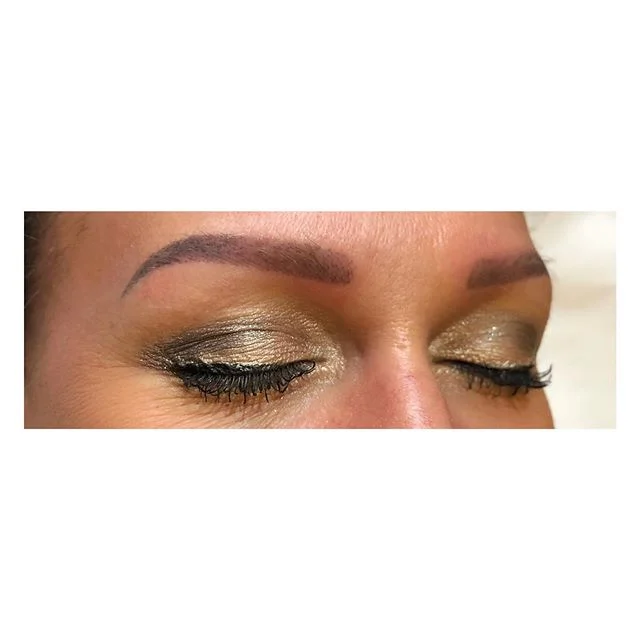 Maquillage Permanent des sourcils en Poil &agrave; Poil Poudr&eacute;, cicatris&eacute; et juste avant la retouche de finition pour parfaire 😍 
#maquillagepermanentlarochelle #larochelle #pmua #pmu #permanentmakeup #sourcils #eyebrows #dermopigmenta
