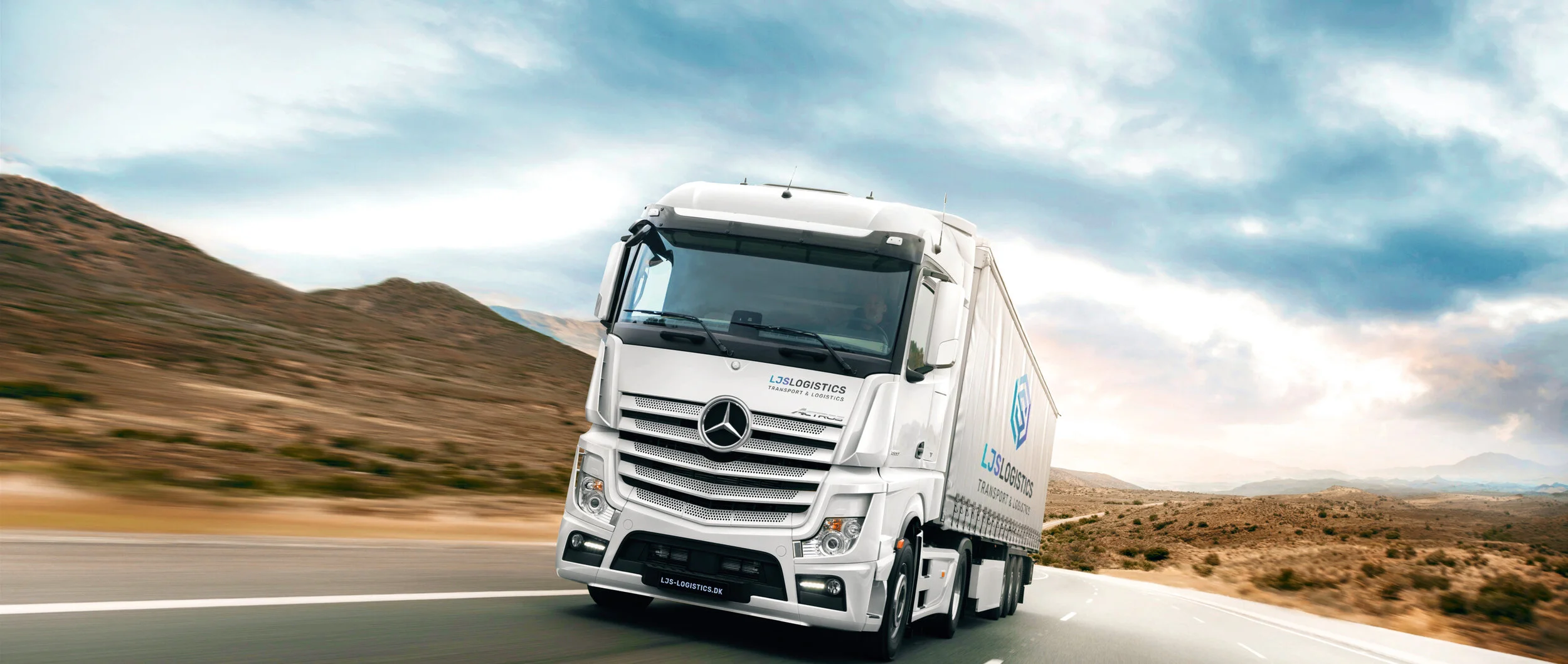 LJS MERCEDES TRUCK 5.jpg
