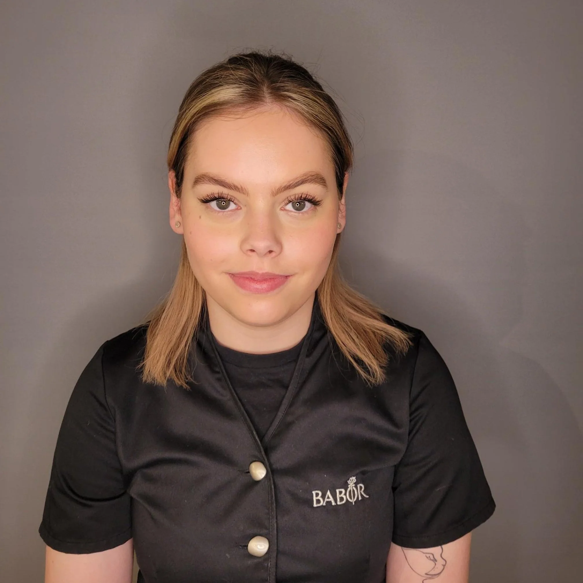 Ny hudpleier hos Ramsvik Arna