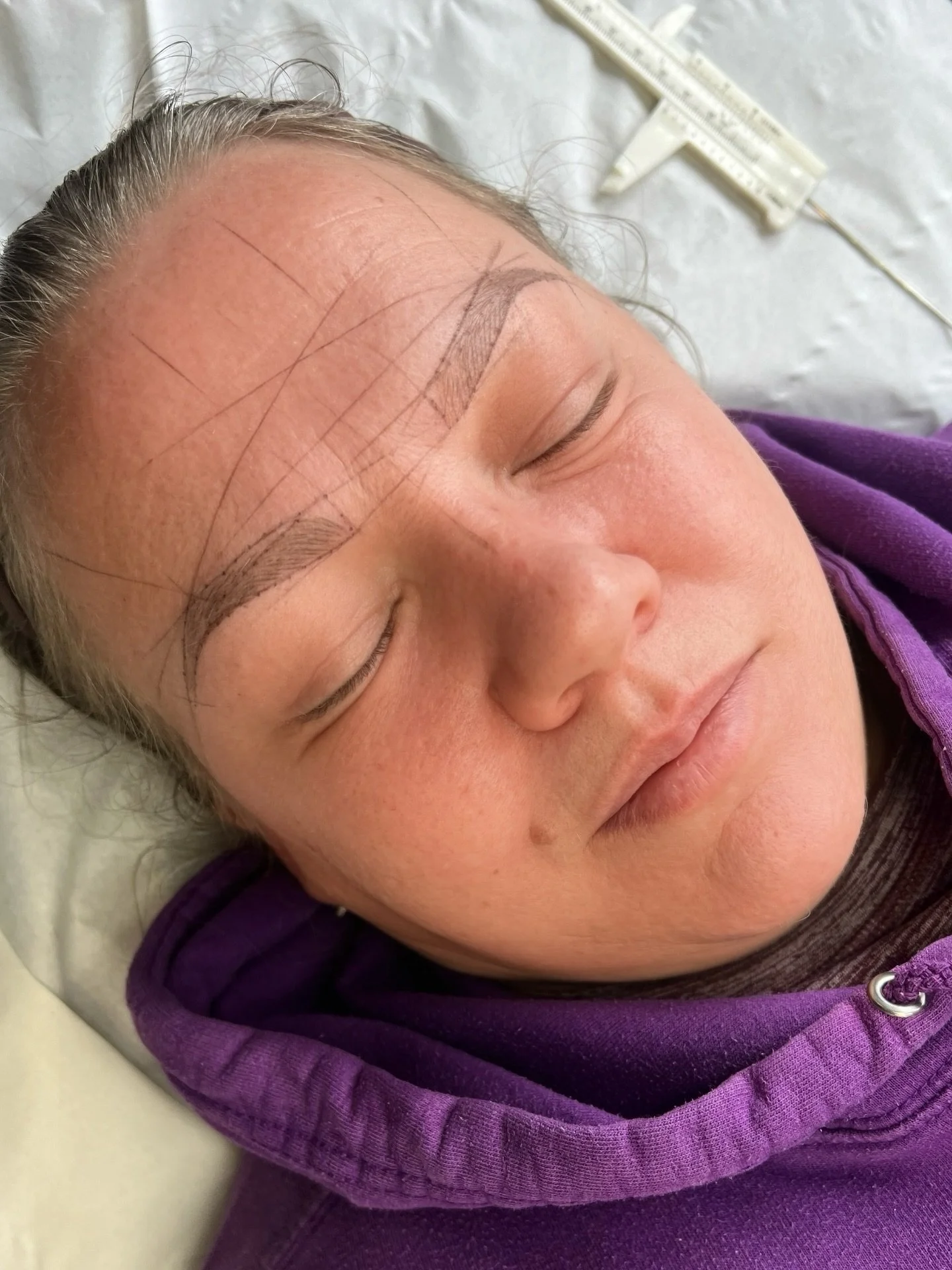 The Process. The Mapping. 

#microblading #cornwallmicroblading #phibrowsuk #browscornwall #browtattooing