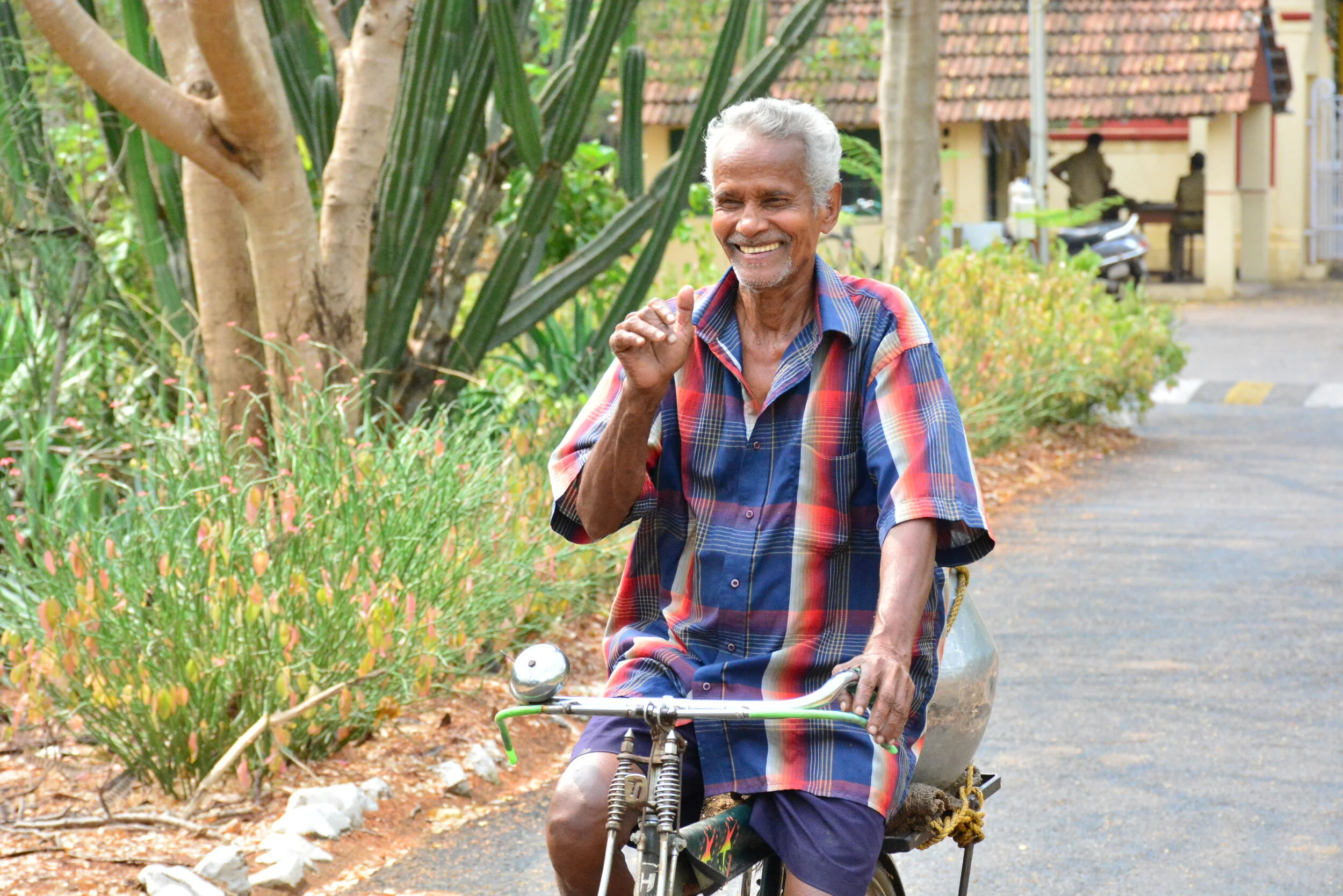 Tvoja vrata su zatvorena; ti si mrtav. Ti nisi otvoren. Osim ako...
