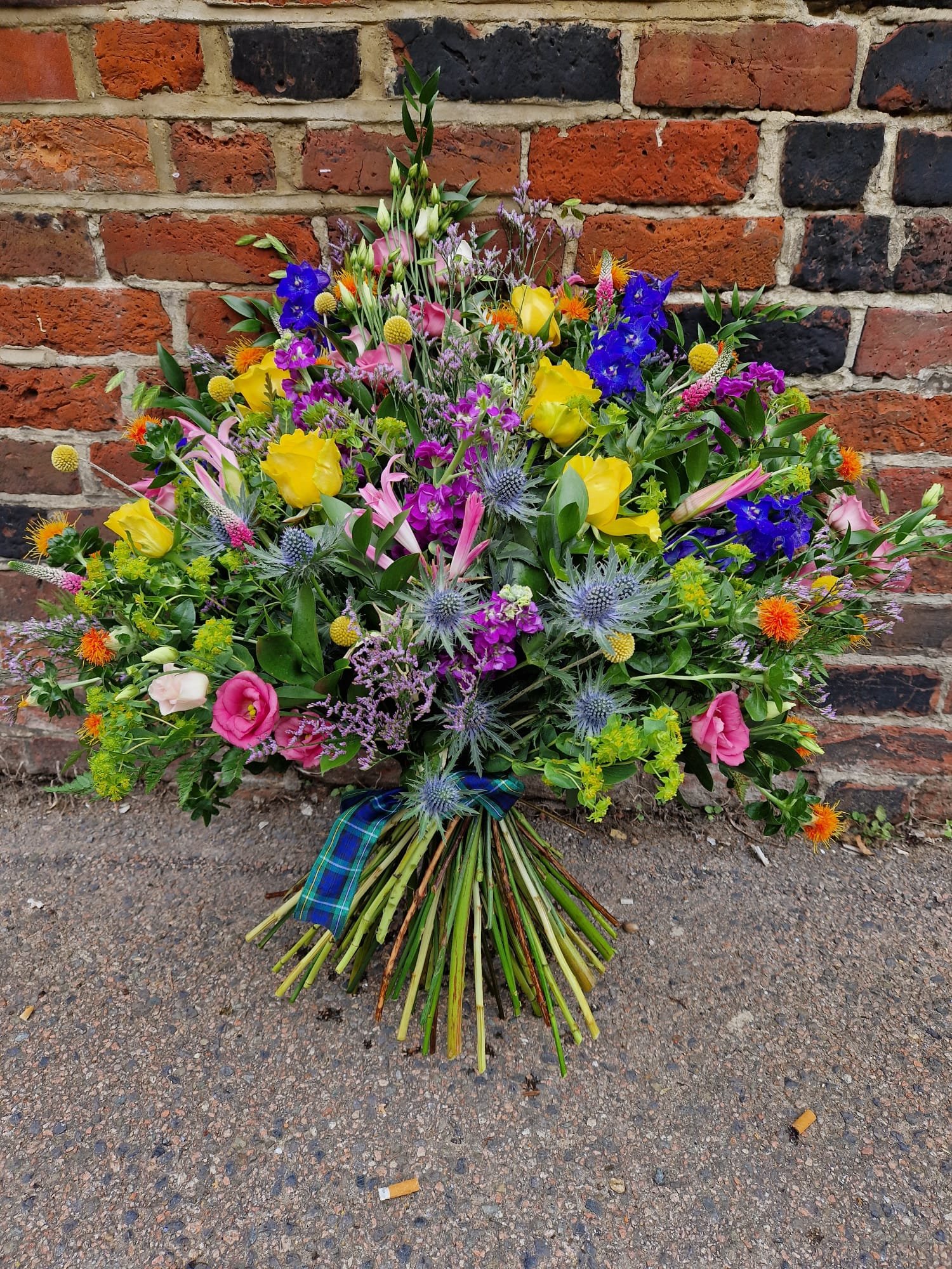 Mixed brights tied sheaf