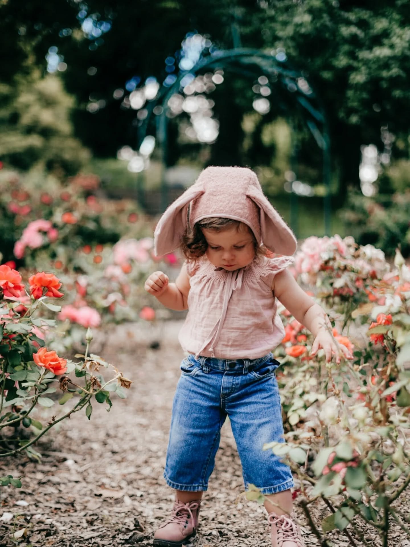 Our most adorable pink bunny in the garden.
@marz.5 
.
.
#easter #bunny #bonnets #babybonnets