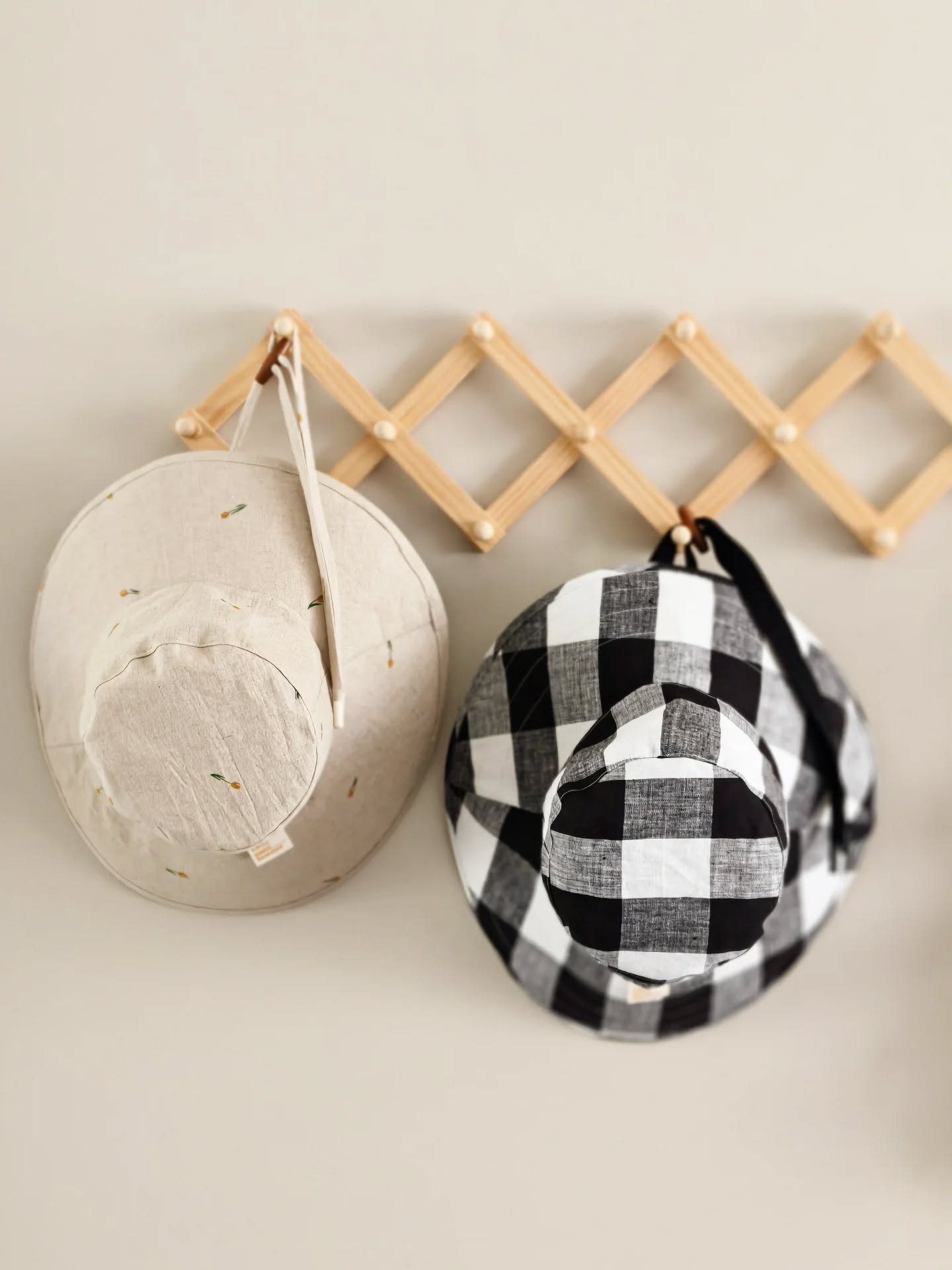 Catching the last few rays of sunshine before autumn 🍁 🌅 
.
.
#hats #sunhat #summerhat #handmadehat