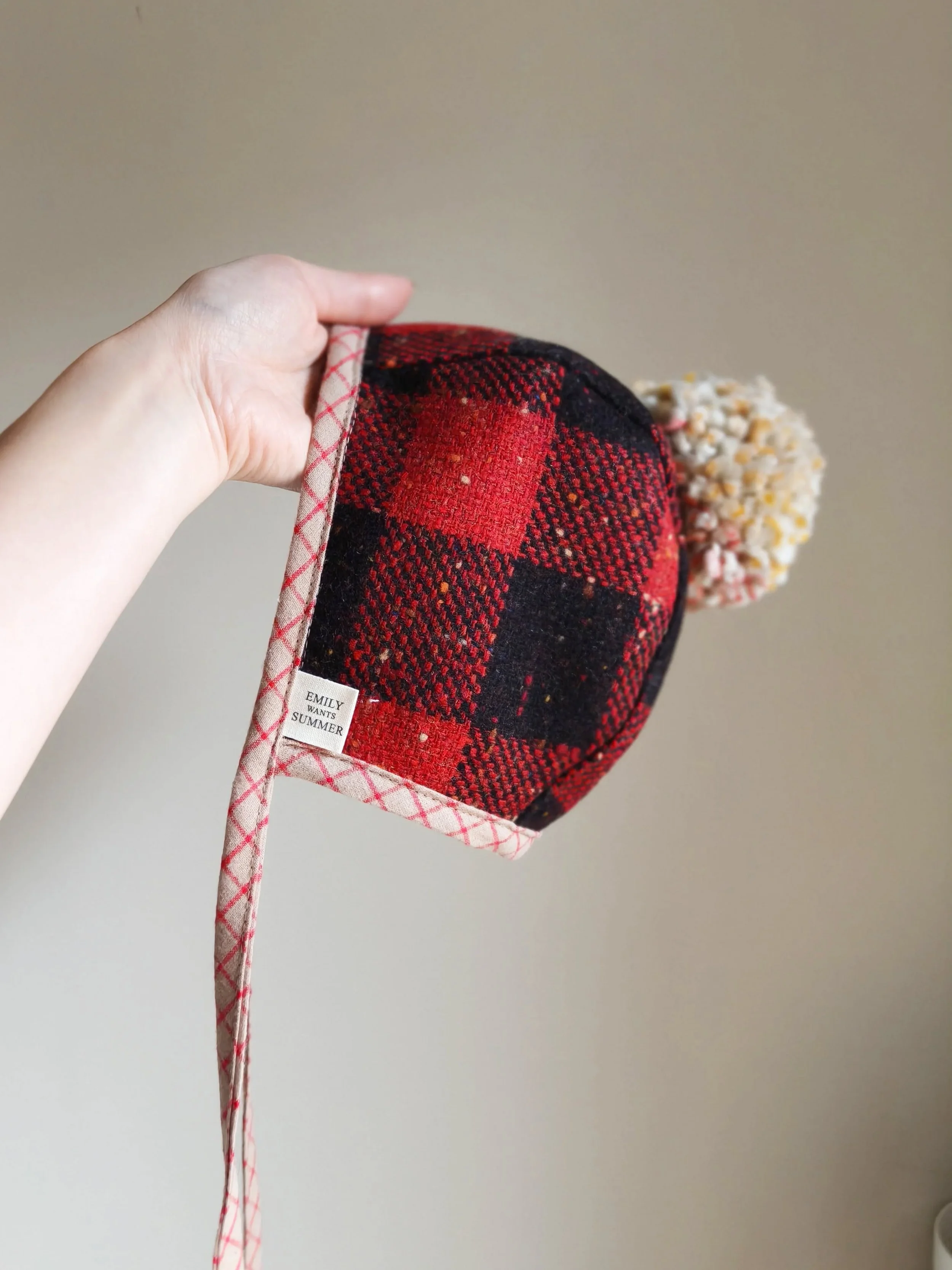 Limited Black Magic Pom pom bonnets❤️🖤
.
.
.
#pompom #bonnets #babybonnets
