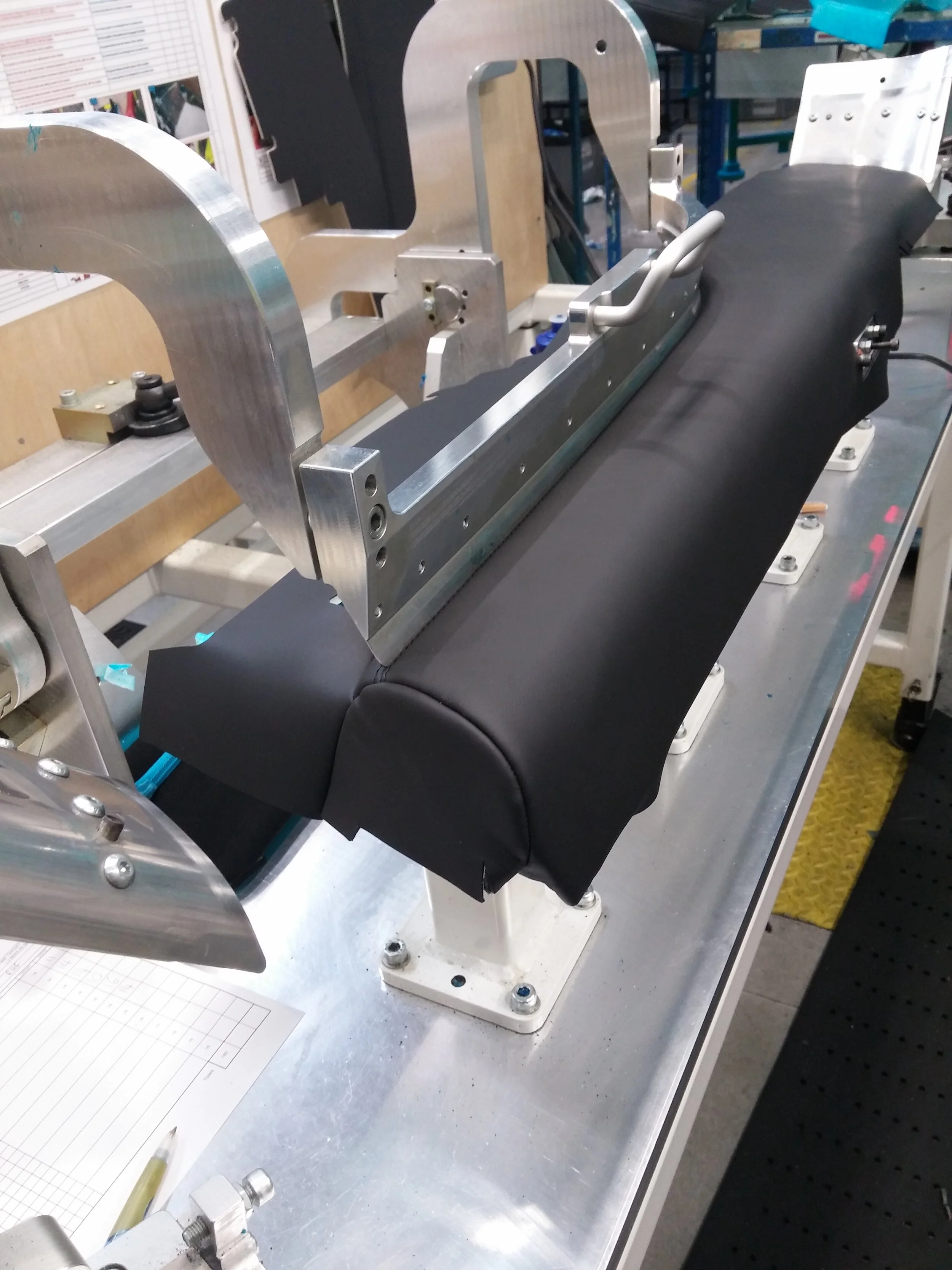 hot wrapping manual tooling (Jaguar -Land Rover Birmingham UK)2016