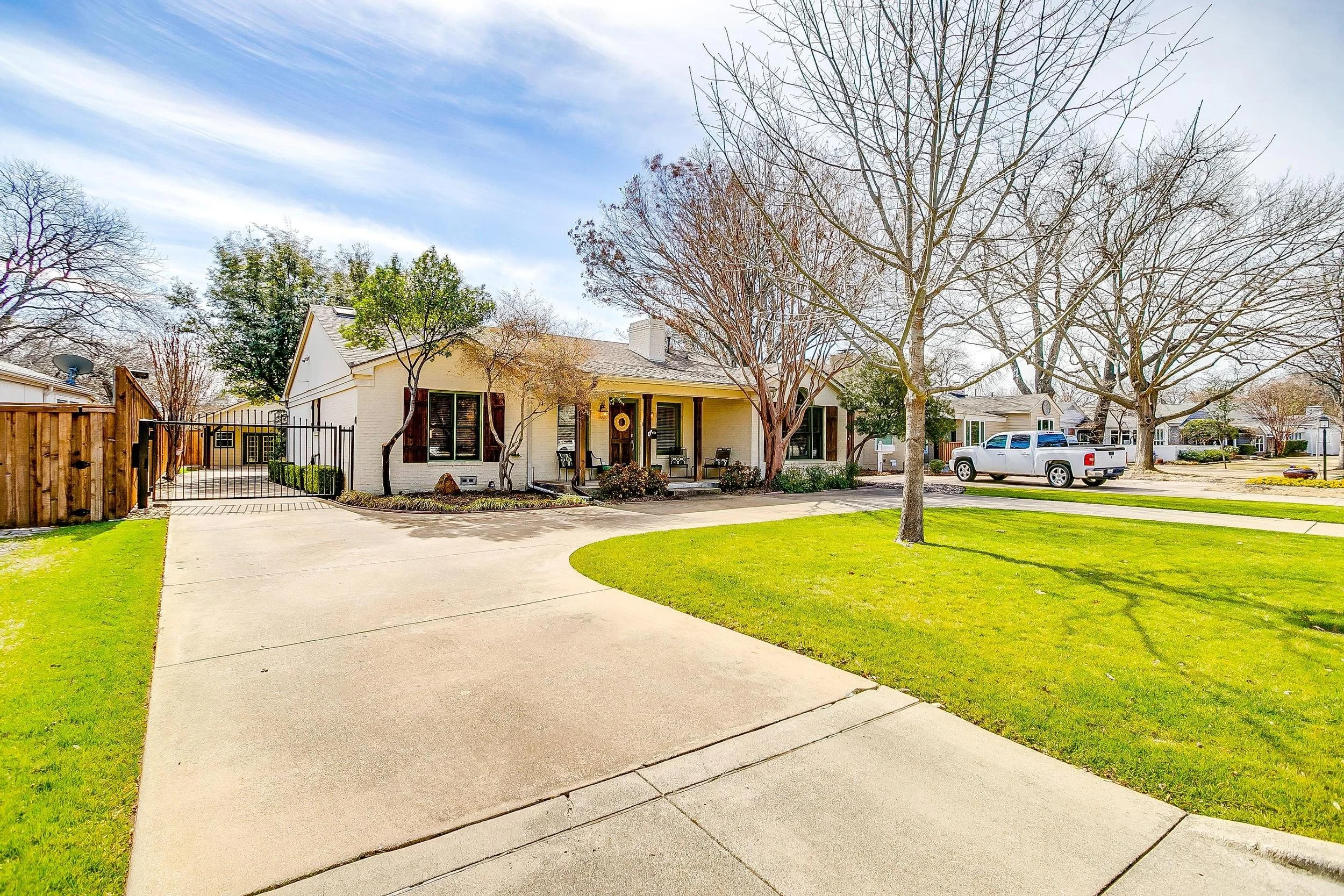 6309 Locke Ave, Fort Worth, Tx 76116 — The Ashton Agency