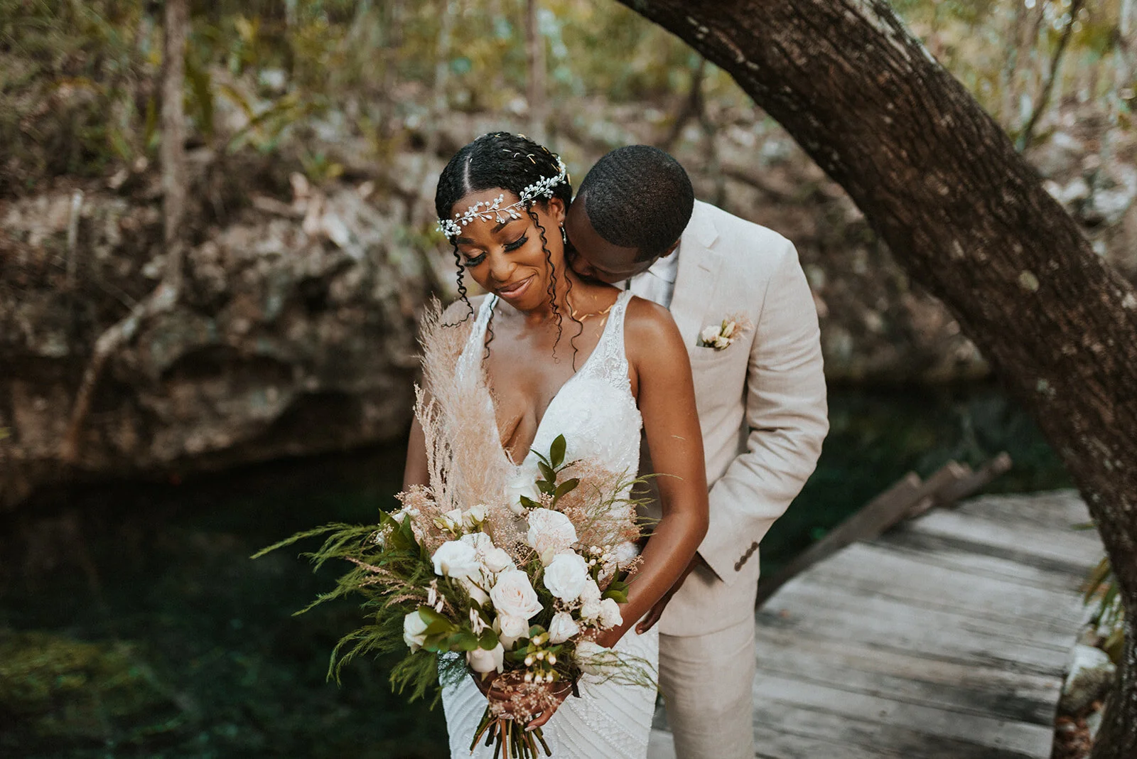 Tulum-Cenote-elopement-photographer-22_websize.jpg