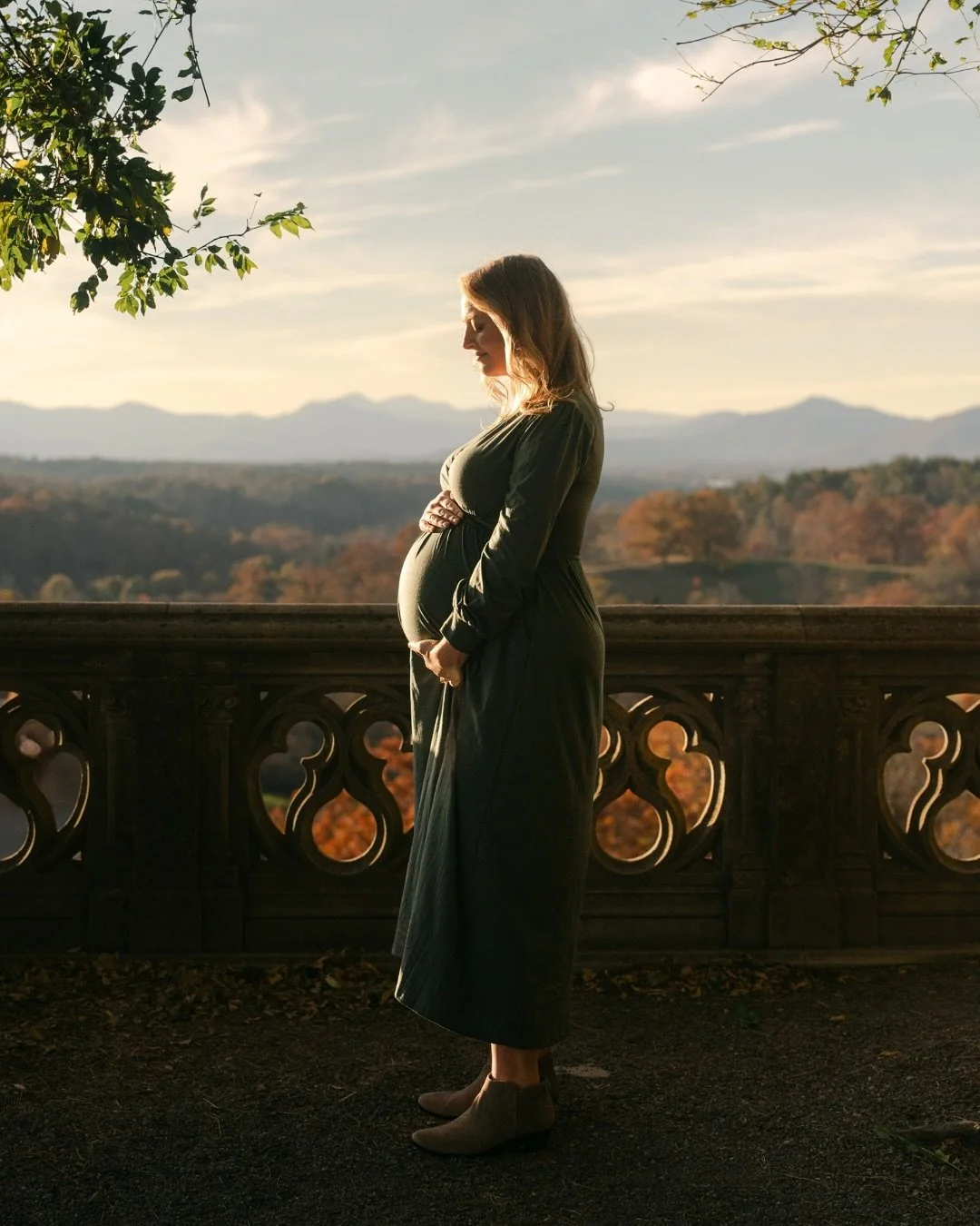 Wrapped up a gorgeous fall maternity session at the Biltmore Estate.

The colors were unreal, the light was soft and golden, and this mama absolutely rocked her session but I have to admit that their daughter stole the show with her spunky energy, bi