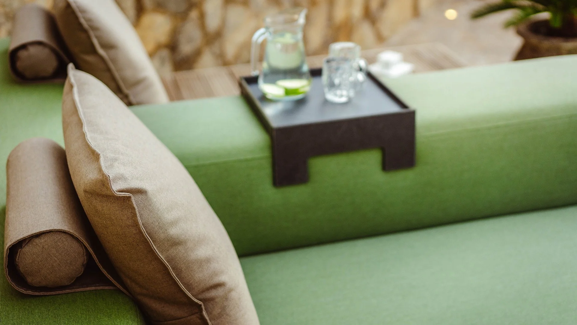 2-in-1-Lounge-Cushion-IKONO.jpg