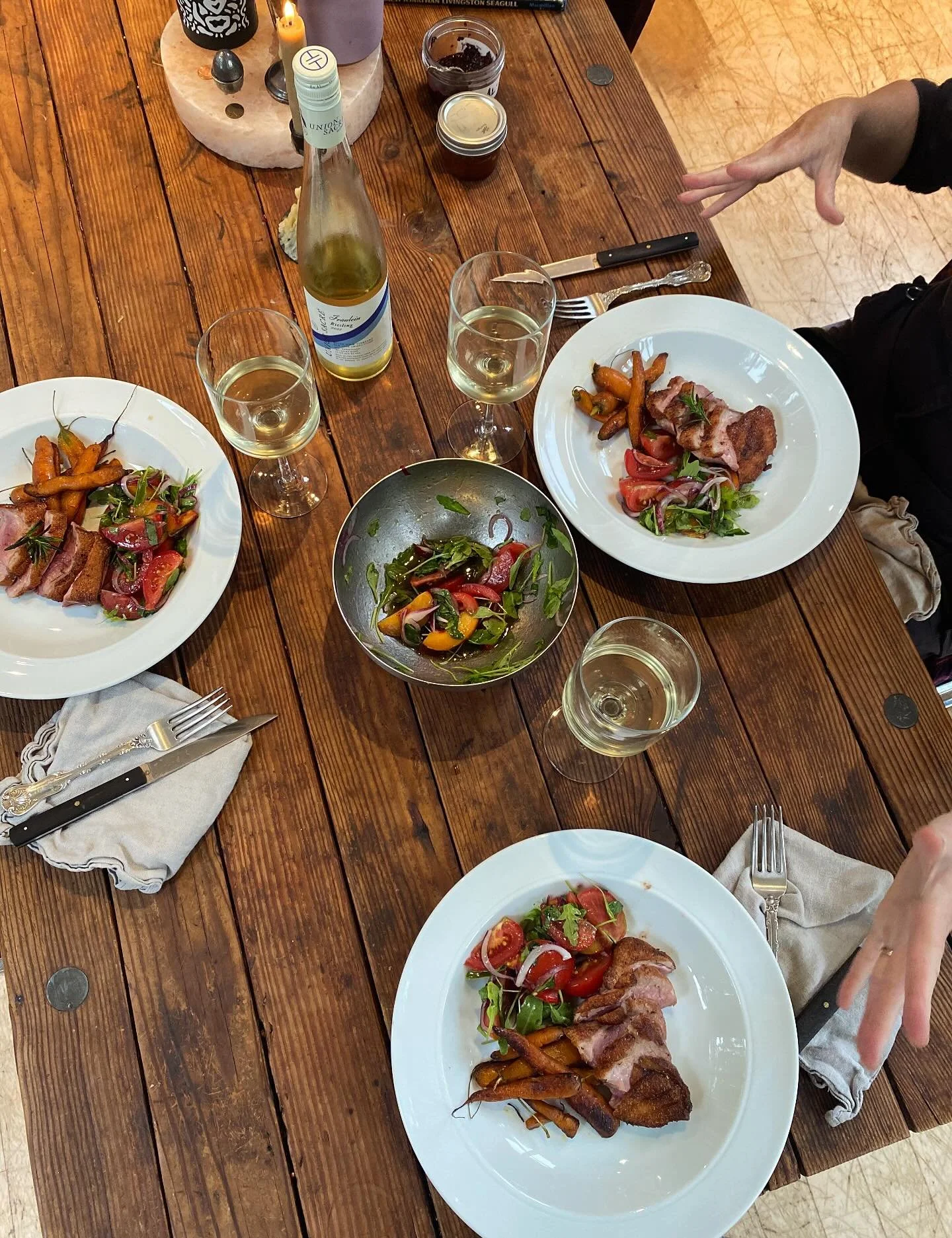 There&rsquo;s something about a simple dinner, a few local duck breasts sprinkled with sea salt and freshly ground pepper, infused with freshly-foraged-garden -grown rosemary. Summer&rsquo;s bounty of tomatoes, straight off the vine. Turns out homema