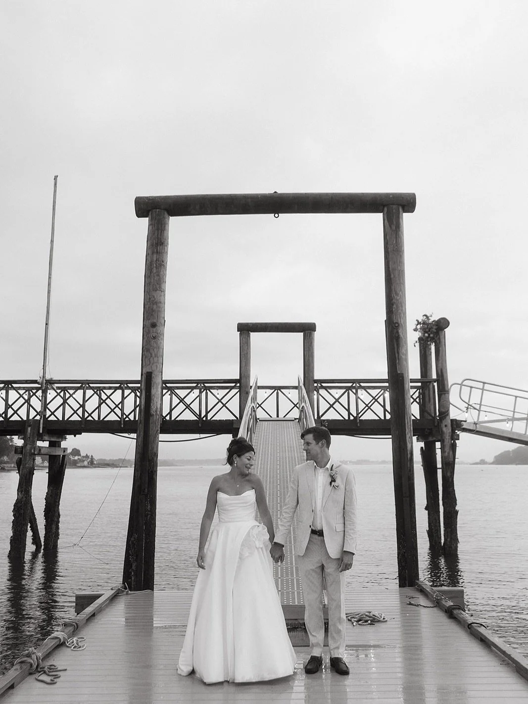 early september the maine coast, in all it&rsquo;s glory, met teresa and roland for their beautiful wedding on peaks island. maine was being maine - there was sun, fog, rain, and a whole lotta warmth within the @teiaclubpeaksisland club. these two ab