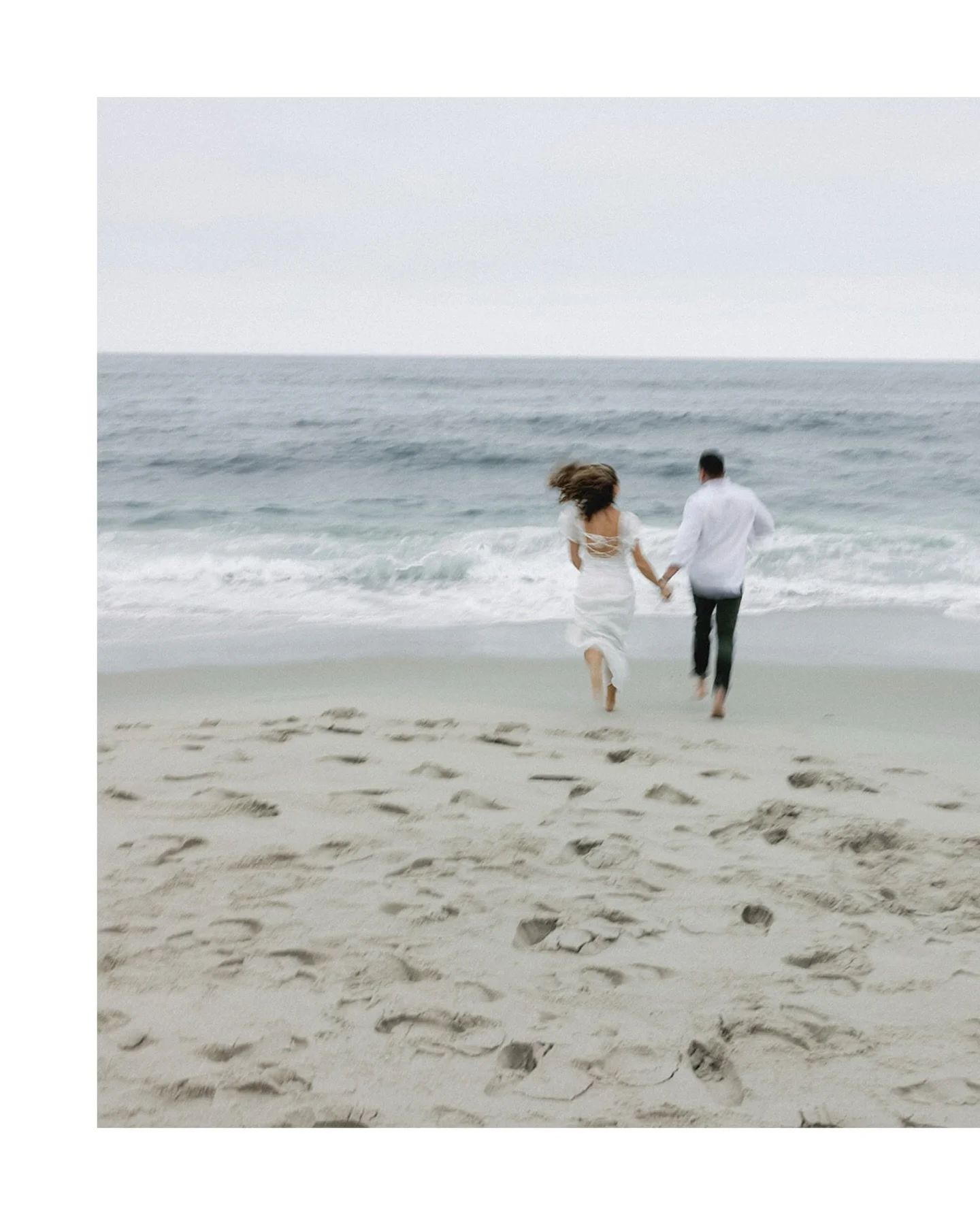the perfect engagement shoot DOES exist &mdash; here&rsquo;s how to make it happen.

1) pick a location that&rsquo;s different from your wedding - for example, if you&rsquo;re getting married at a countryside barn, pick the ocean for your shoot. the 