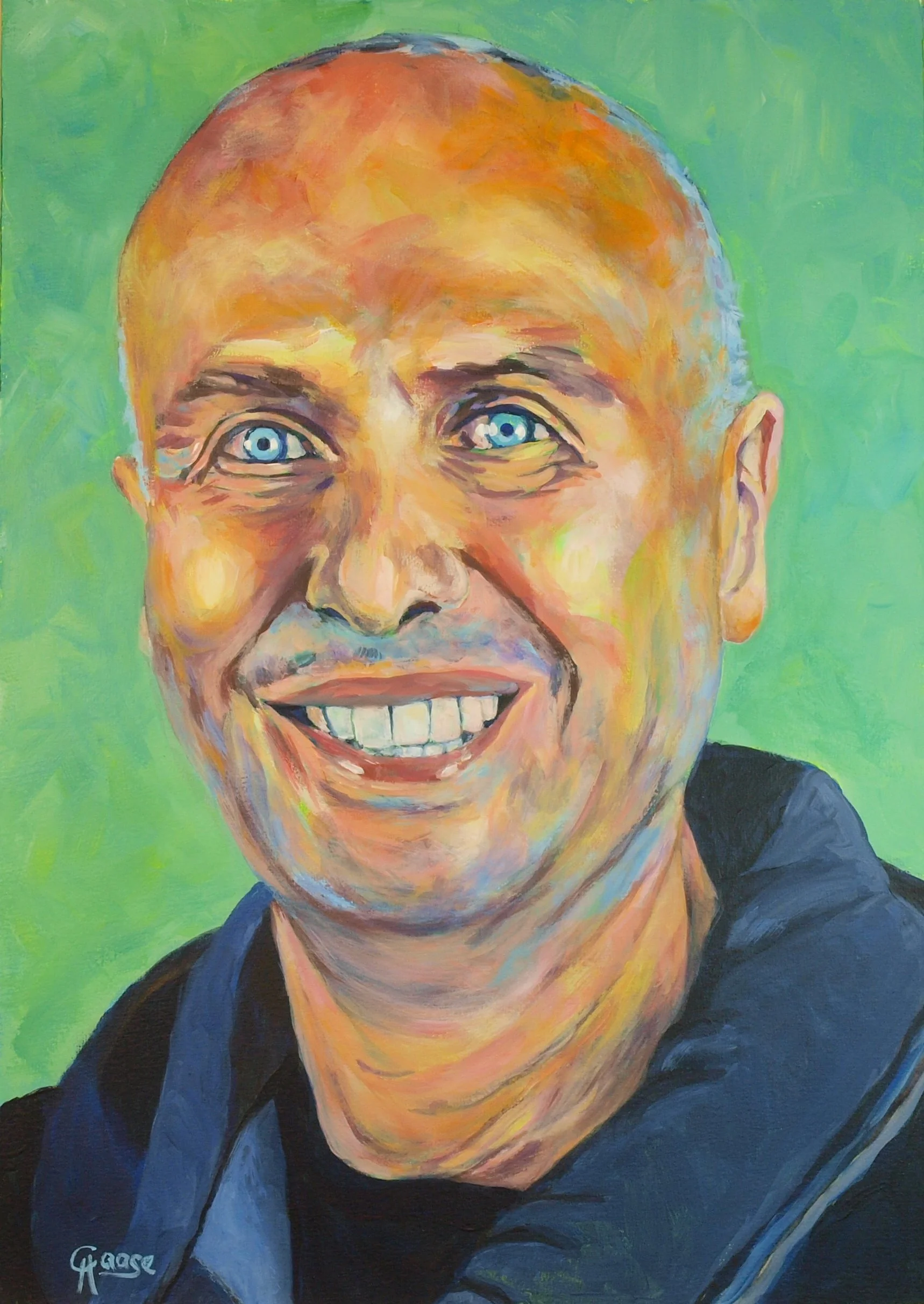 Mann mit strahlendem Lächeln