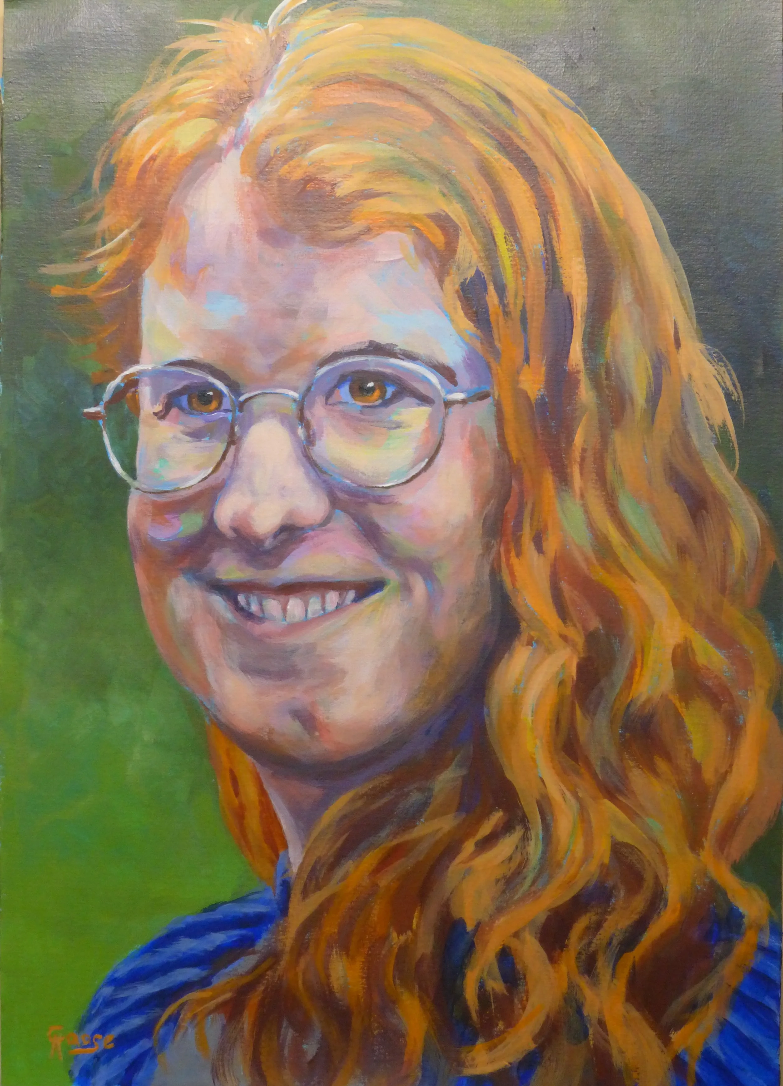 Junge Frau mit roten Haaren