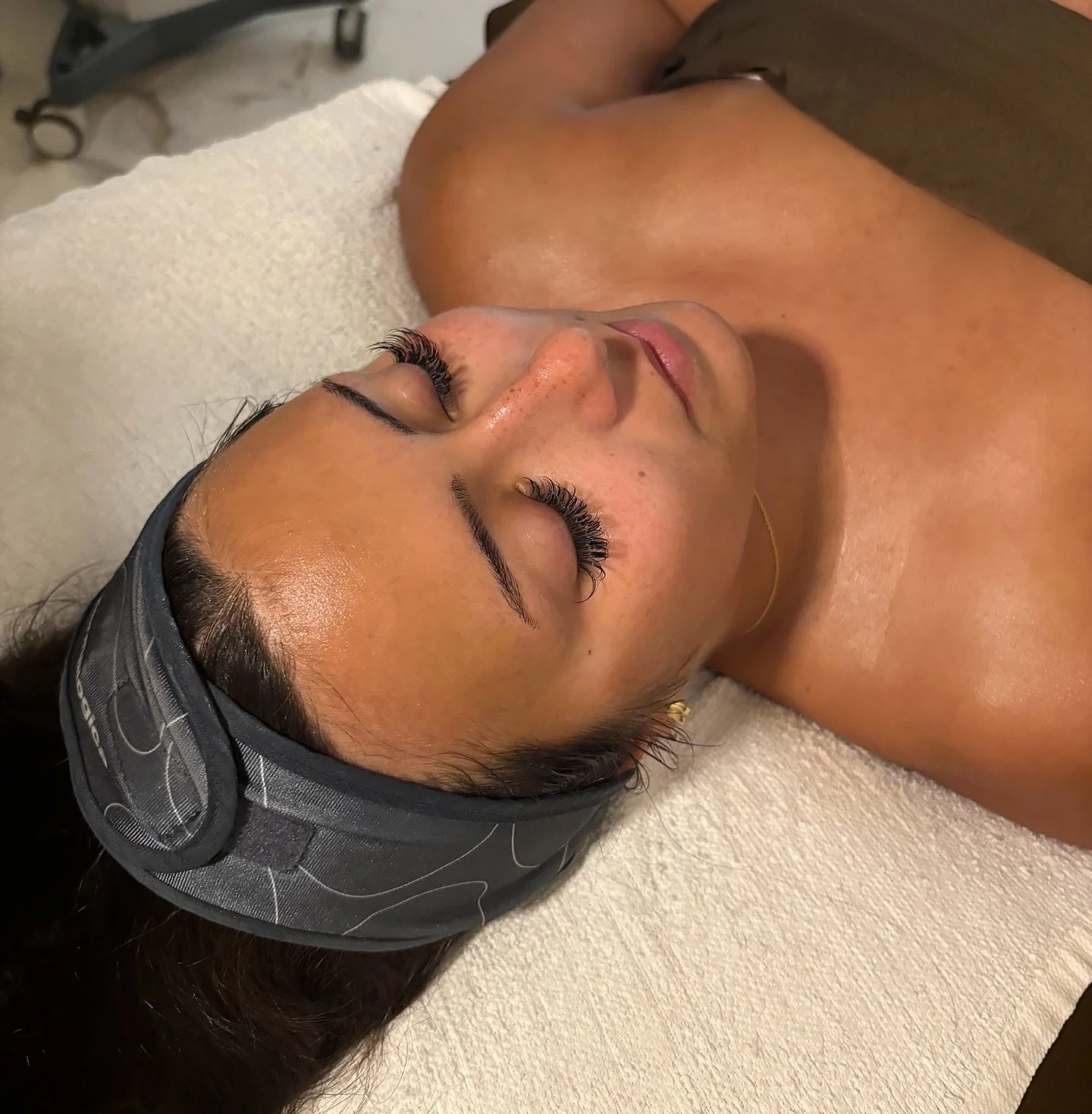 Fall in love with the glow✨

Book your fall facial today 🤩

#egosalonandspa #egosalon #egospa #ego #njsalon #njspa #njsalonandspa #salon #spa #makeup #wax #spraytan #facial #facials #esthetician #njfacial #relax #facialtreatment #facialmassage #face