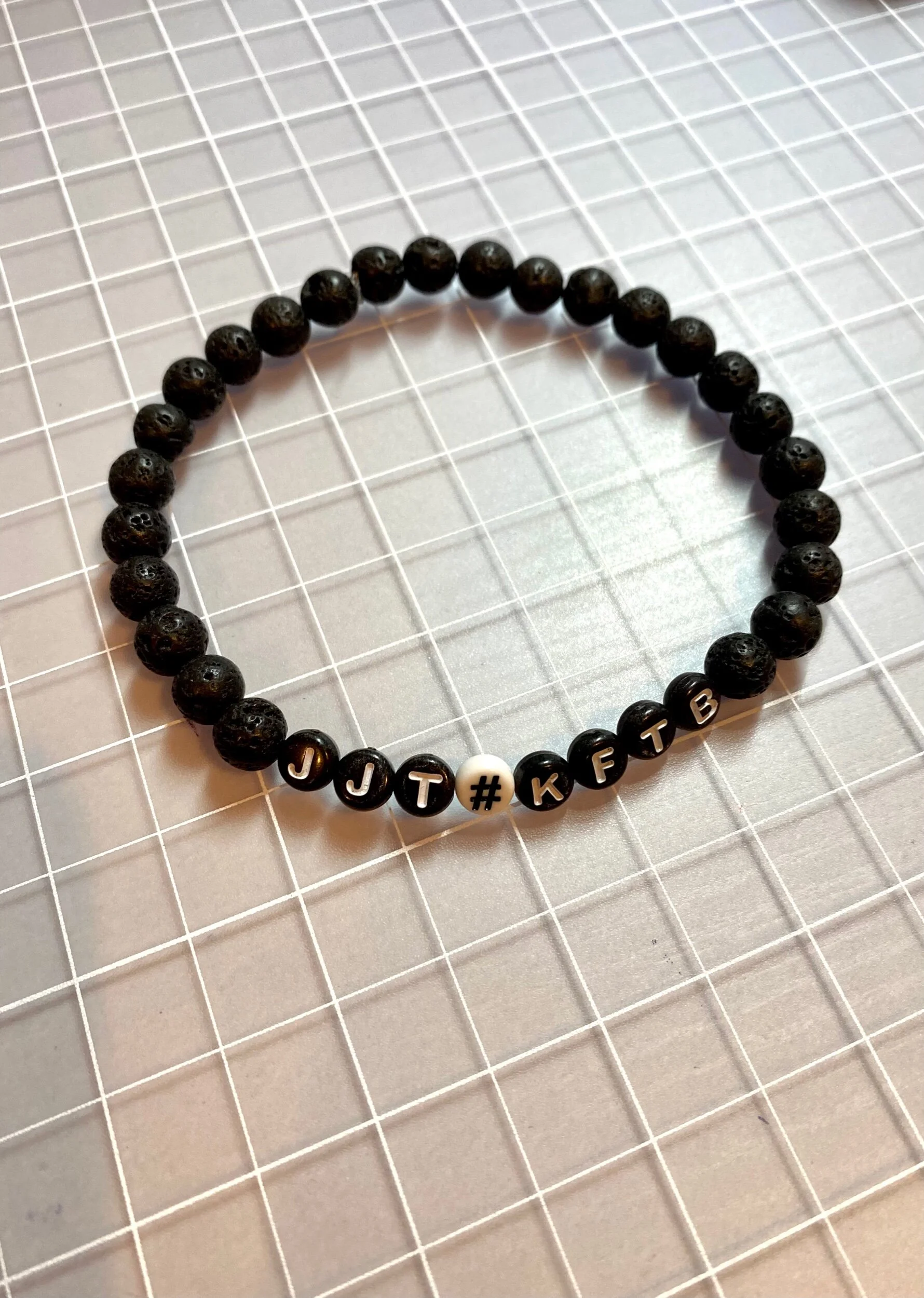 A12052F7-CE51-428E-BFDB-F384A6F78B38