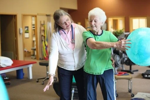 Can physical therapy really make much of a difference to seniors?