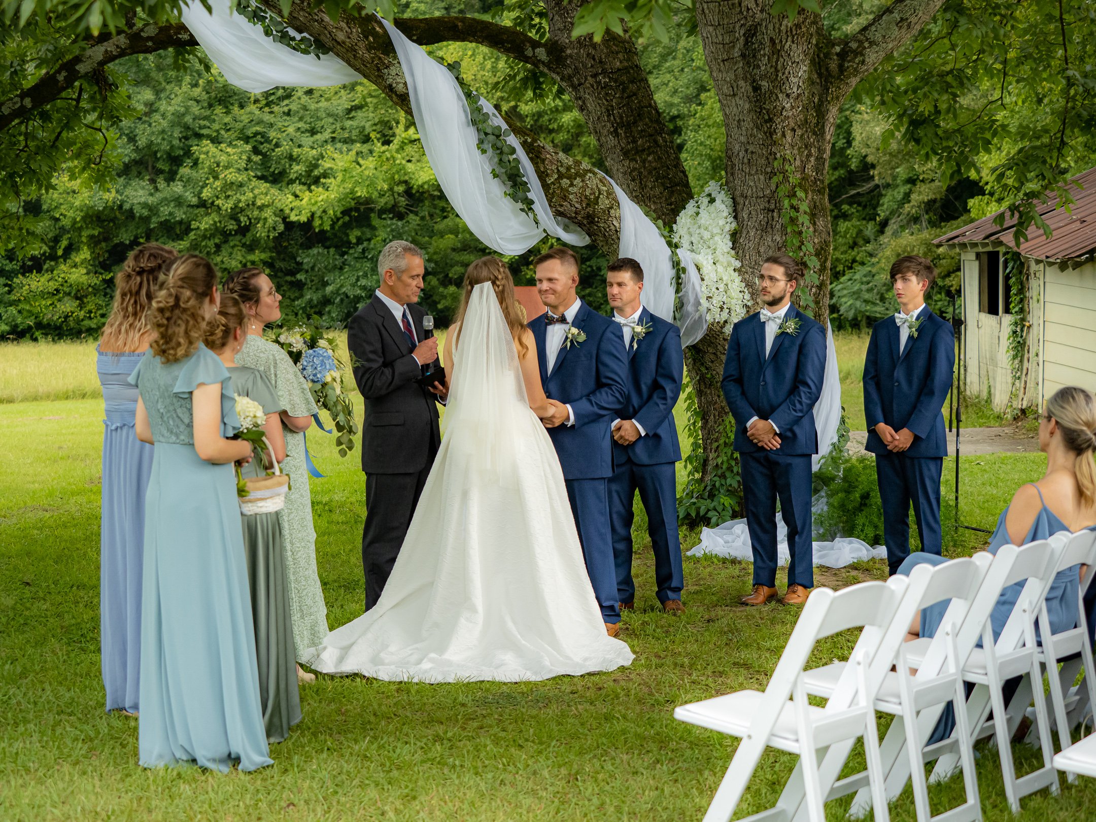 Dreamy-Draped-Tree-Branch-Wedding-Ceremony.jpeg