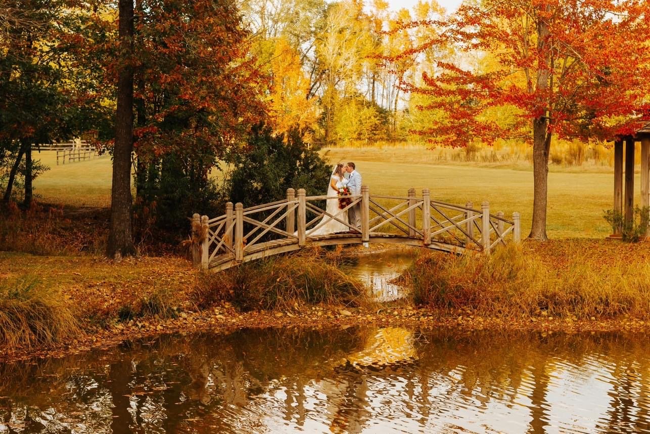 Outdoor-Fiery-Fall-Colors-Bridal-Footbridge-.jpg