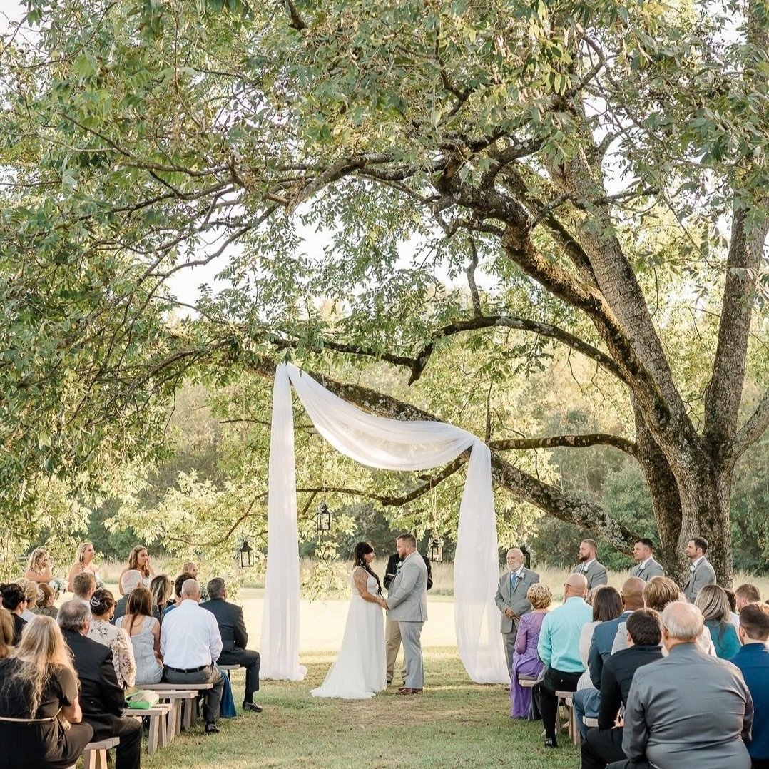 Southern-Outdoor-Ceremony-.jpg