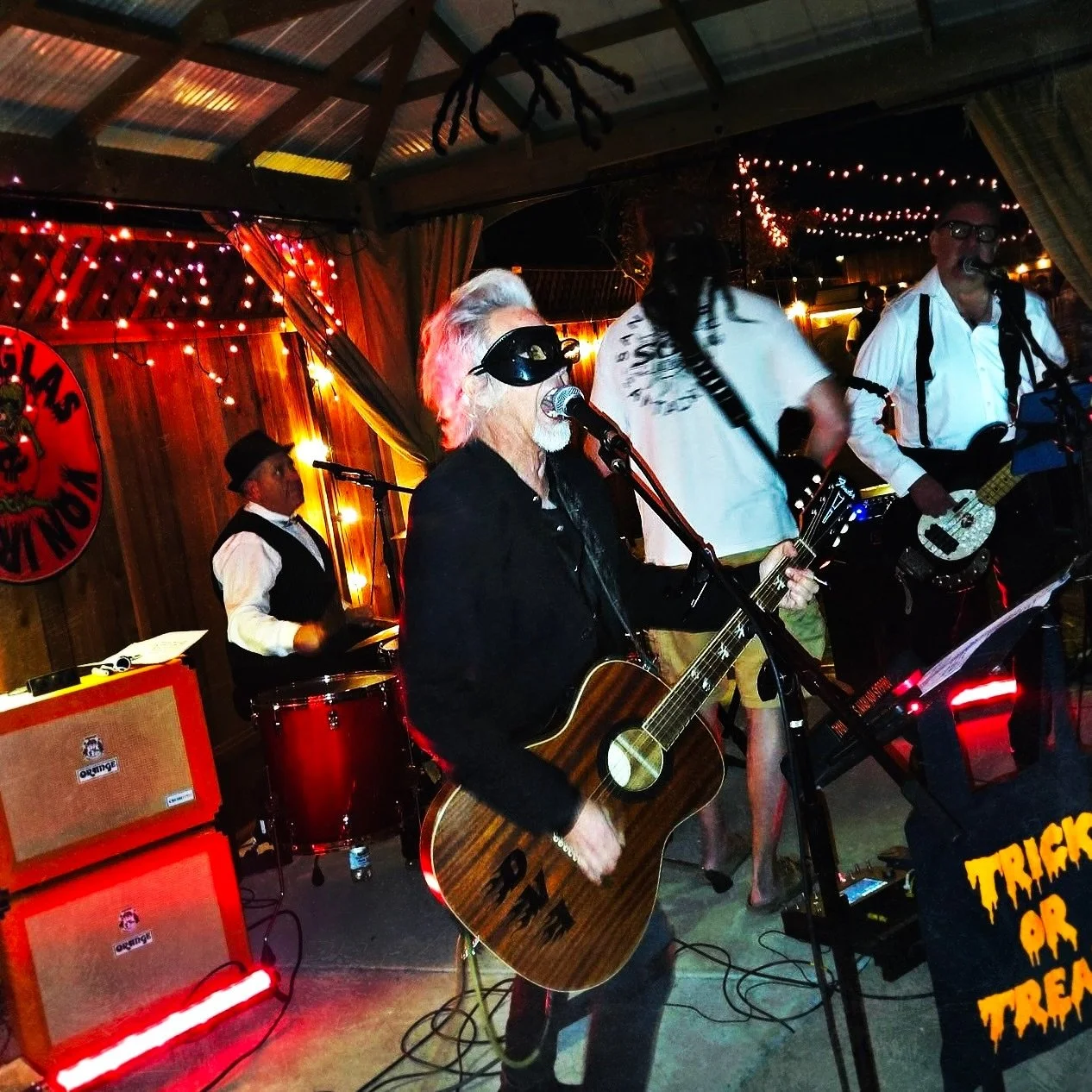 Thank you Carol!

DVI had a great Halloween Pool Party Show last weekend. Glad to do it again next year!

#MonsterPoolParty #Halloween #HalloweenParty #Fender #OrangeAmp
@coffincaseofficial @fender @orangeamplifiers 

📸 = Kat