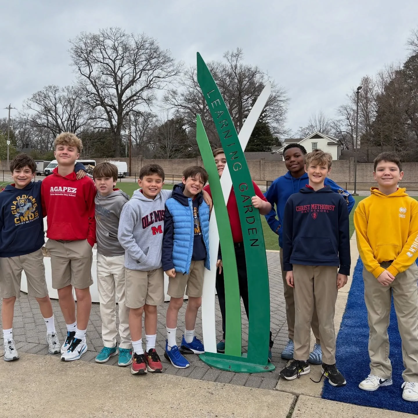 Electives! Electives at CMDS are designed to give fifth and sixth graders meaningful choice while cultivating curiosity, creativity, and ownership. Each elective centers around a compelling driving question that challenges students to think deeply an