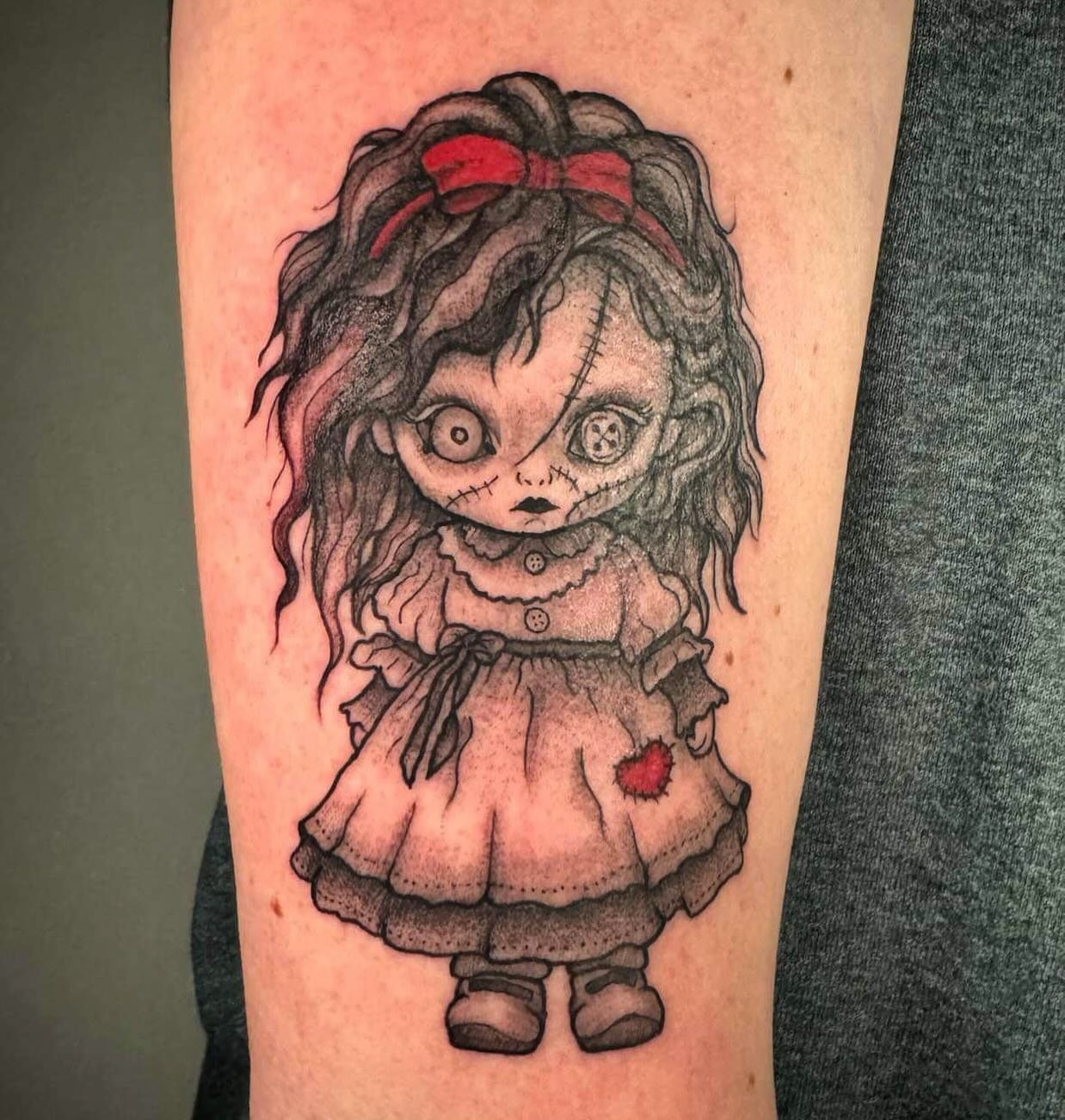 Check out this creepy voodoo doll done by @nosoul 

Book in a consult with Justin - 905-725-0301

#tattoos#oshawa#whitby#ajax#bowmanville#courtice#ink#canadianartist#voodoo#doll#creepy#canada#durhamregion#clarington#motorcitytattoos#inklife#art
