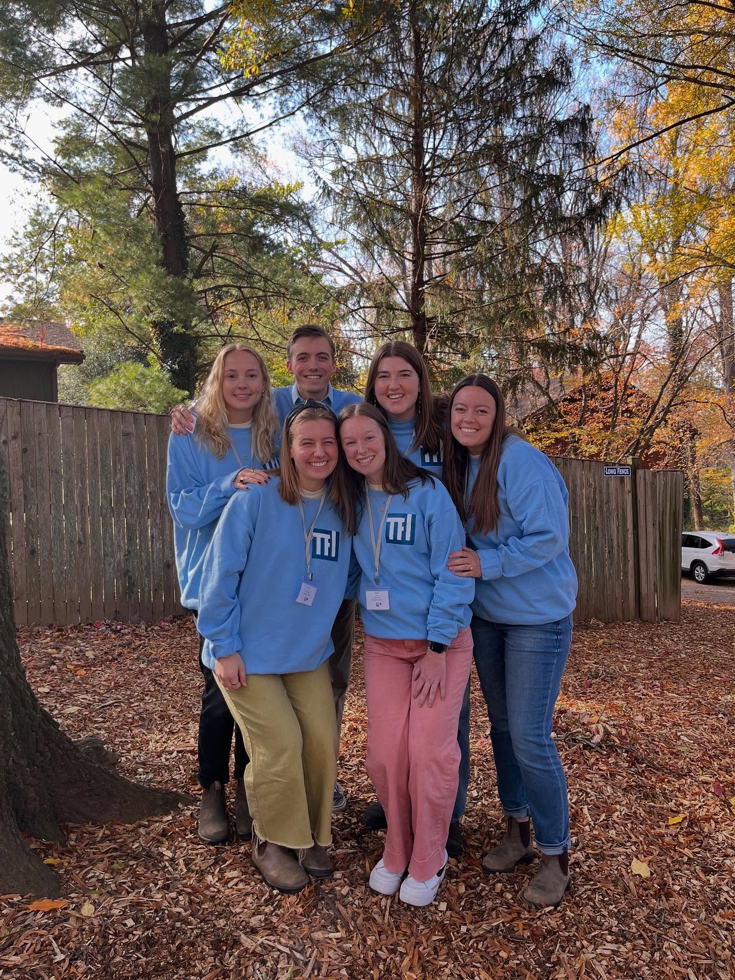 More from our DC trip!!!! We love @thefellowsinitiative and being together! 🇺🇸🇺🇸🇺🇸🇺🇸🇺🇸

Could you see yourself here next year?! We&rsquo;d love to talk to you about that. Fill out an interest form or apply on our website by Nov 15!