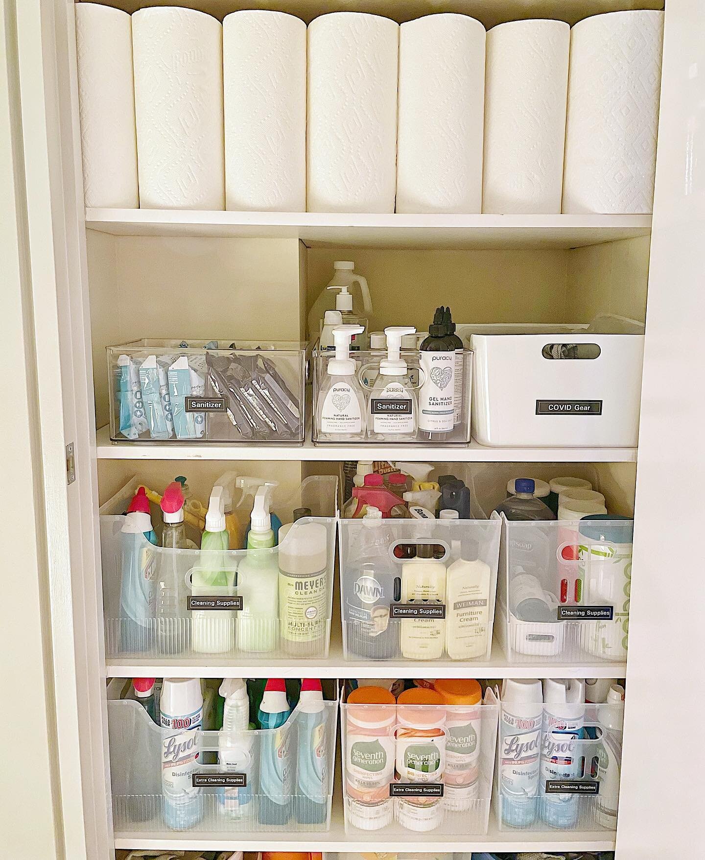 Two major elements to consider when organizing your home...

✨EVOLUTION. Systems *evolve* based on your needs. In this home we had to make more space for cleaning supplies, paper towels and COVID gear. Right now we are all probably holding onto more 
