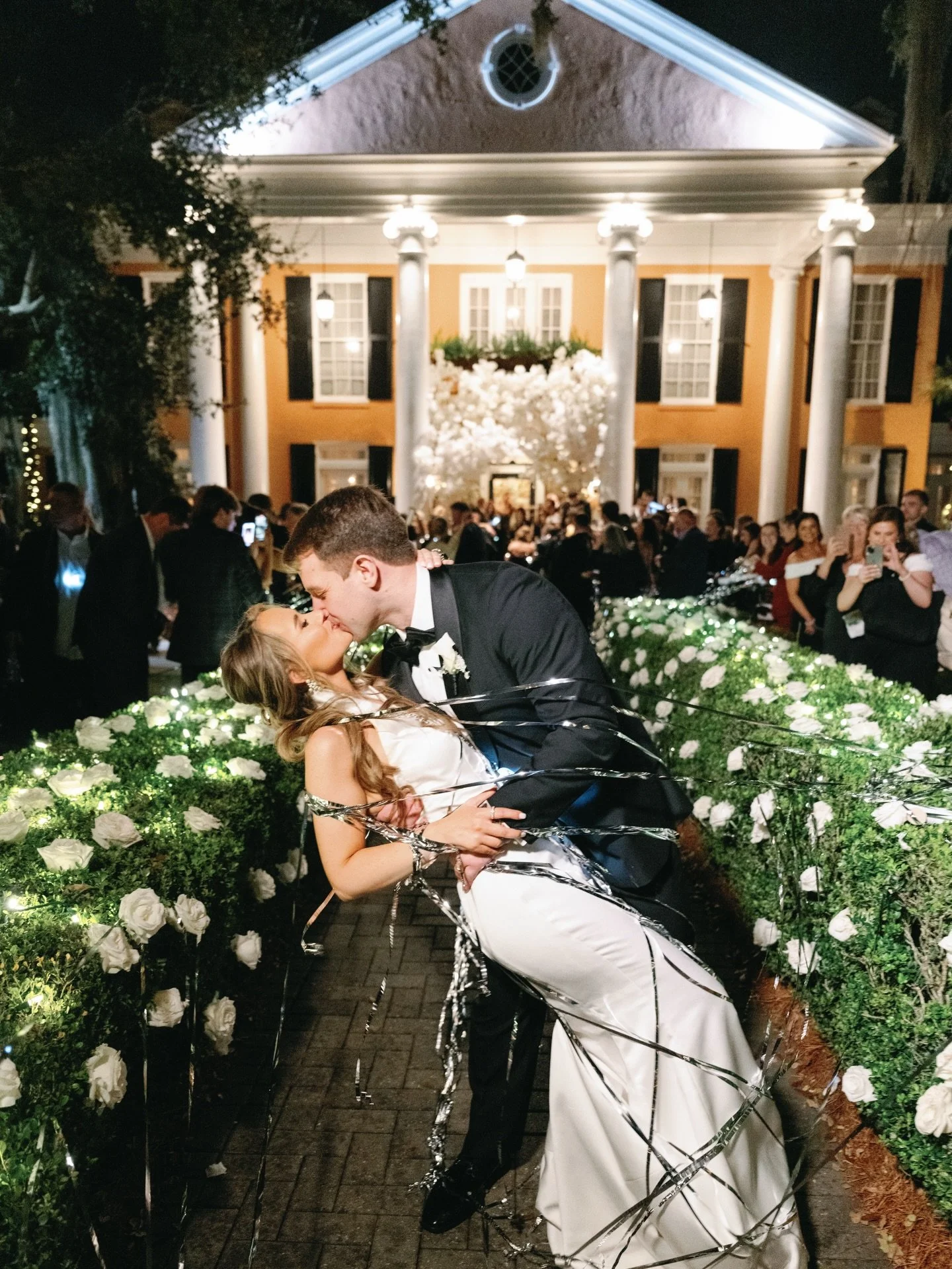 ✨ 39 YEARS OF SOUTHERN OAKS ✨
What started as a dream&mdash;and quite literally a drawing on a napkin&mdash;has grown into a legacy built on family, love, and Southern hospitality. For 39 years, we&rsquo;ve had the honor of hosting thousands of unfor