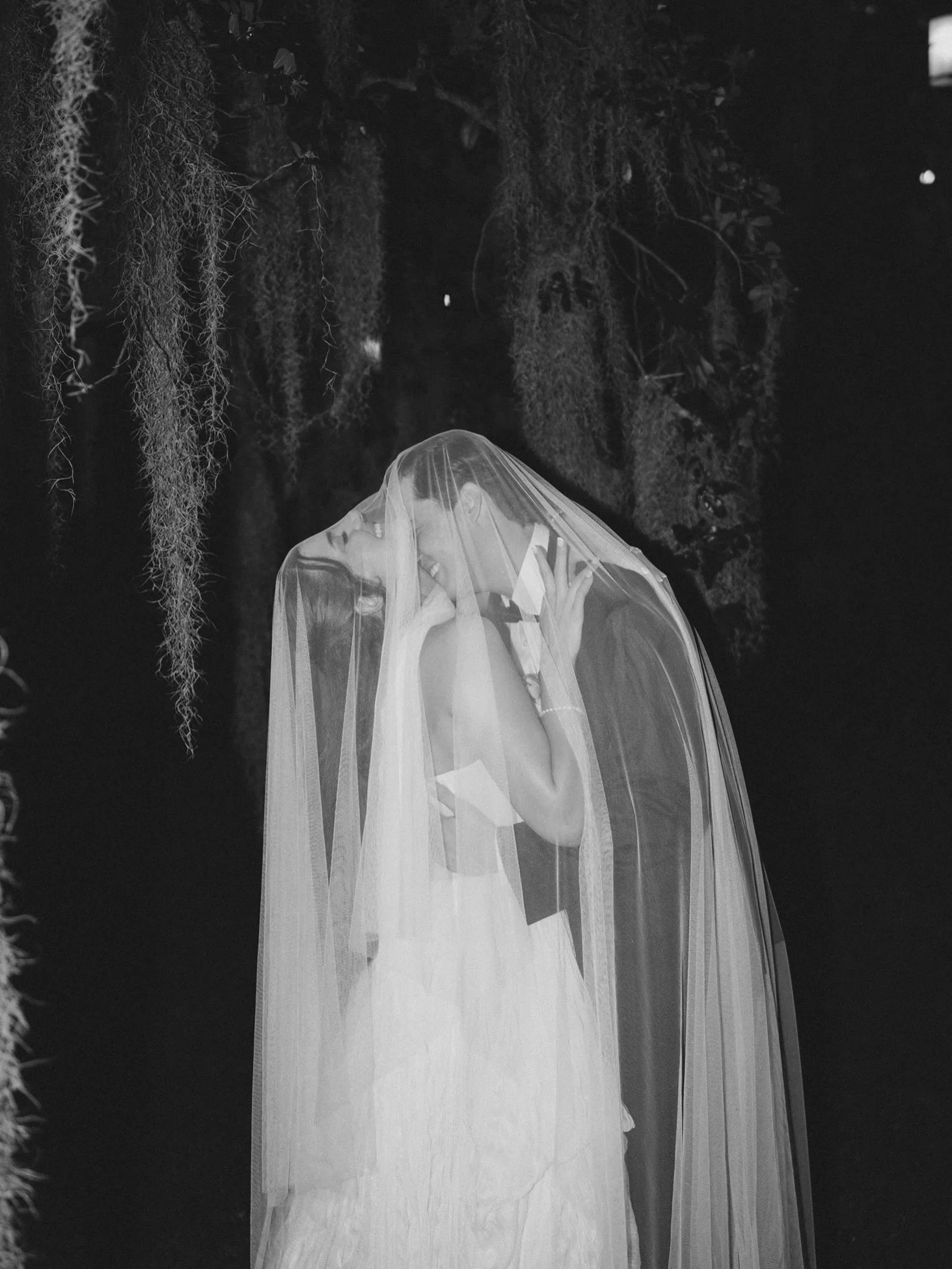 Till death do us part&hellip; and then some 🖤
 
This Halloween, we&rsquo;re celebrating stolen kisses, moonlit promises, and a love that haunts in the most beautiful way.

Photography | @allieannphotography