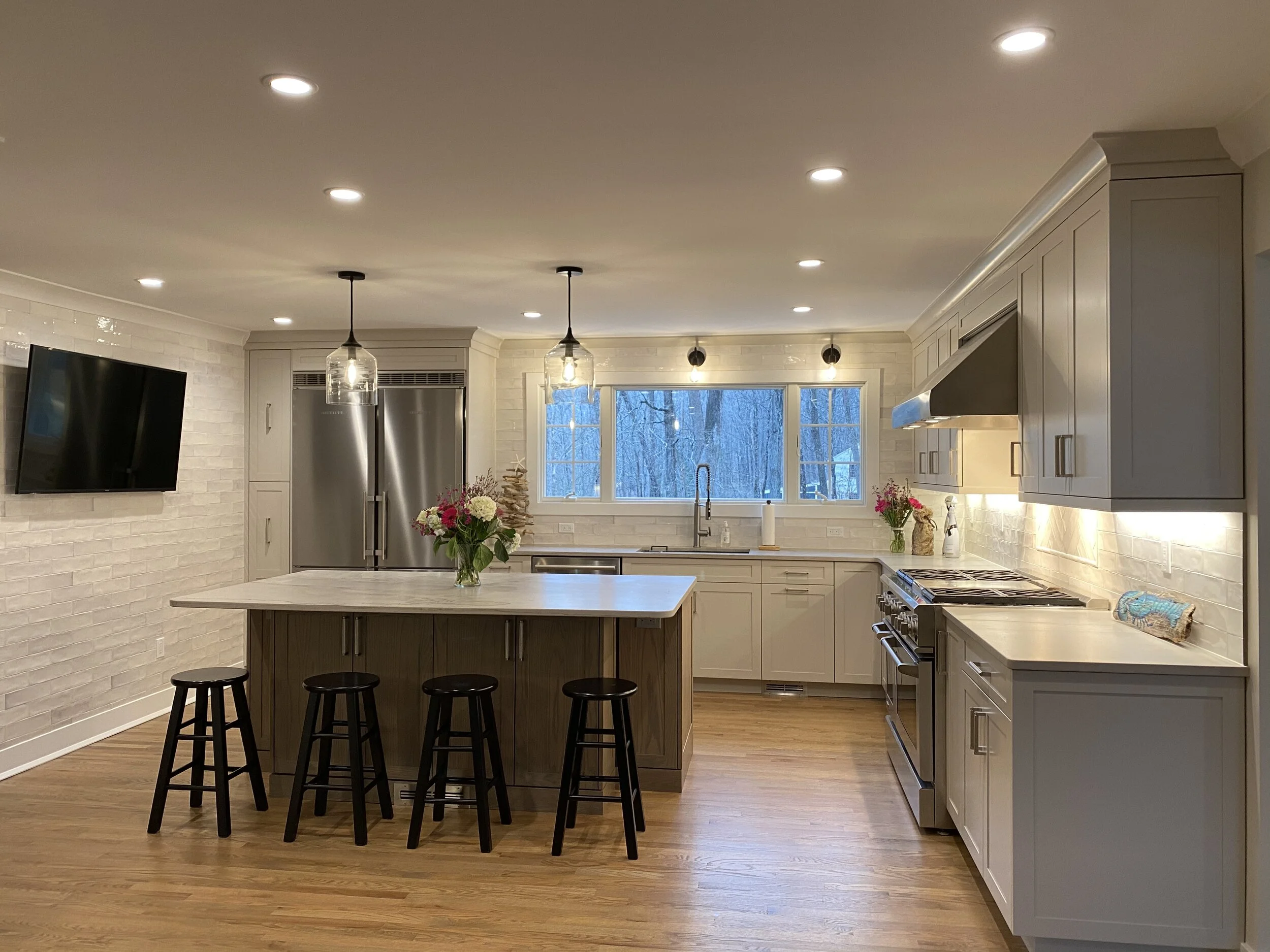 Contemporary Transitional Kitchen Remodel by Southeast Kitchen & Bath LLC project photo 2