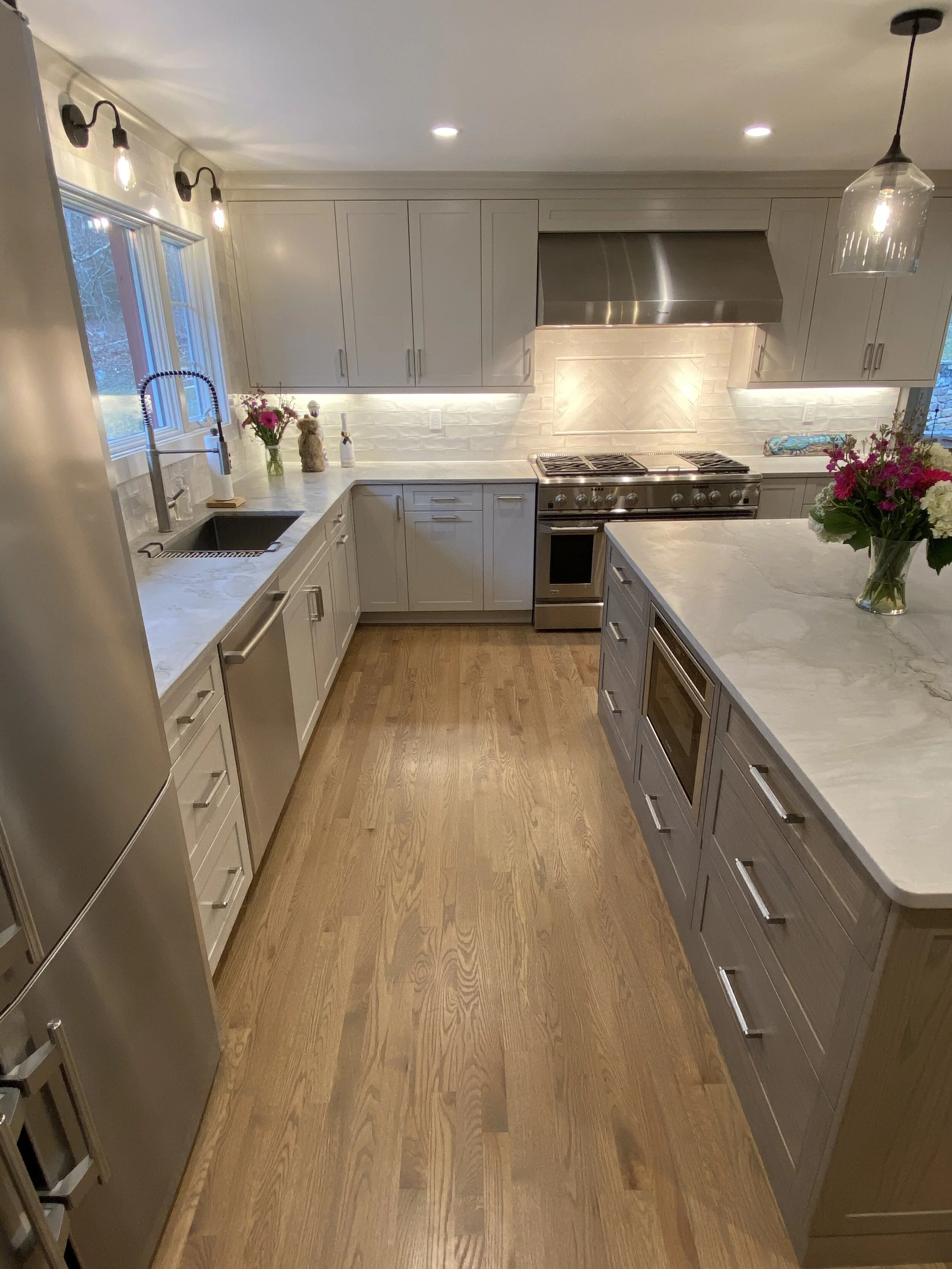 Contemporary Transitional Kitchen Remodel by Southeast Kitchen & Bath LLC project photo 11