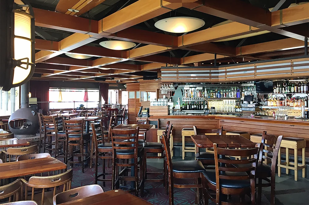 Crow's Nest Santa Cruz Fresh Seafood & Live Entertainment