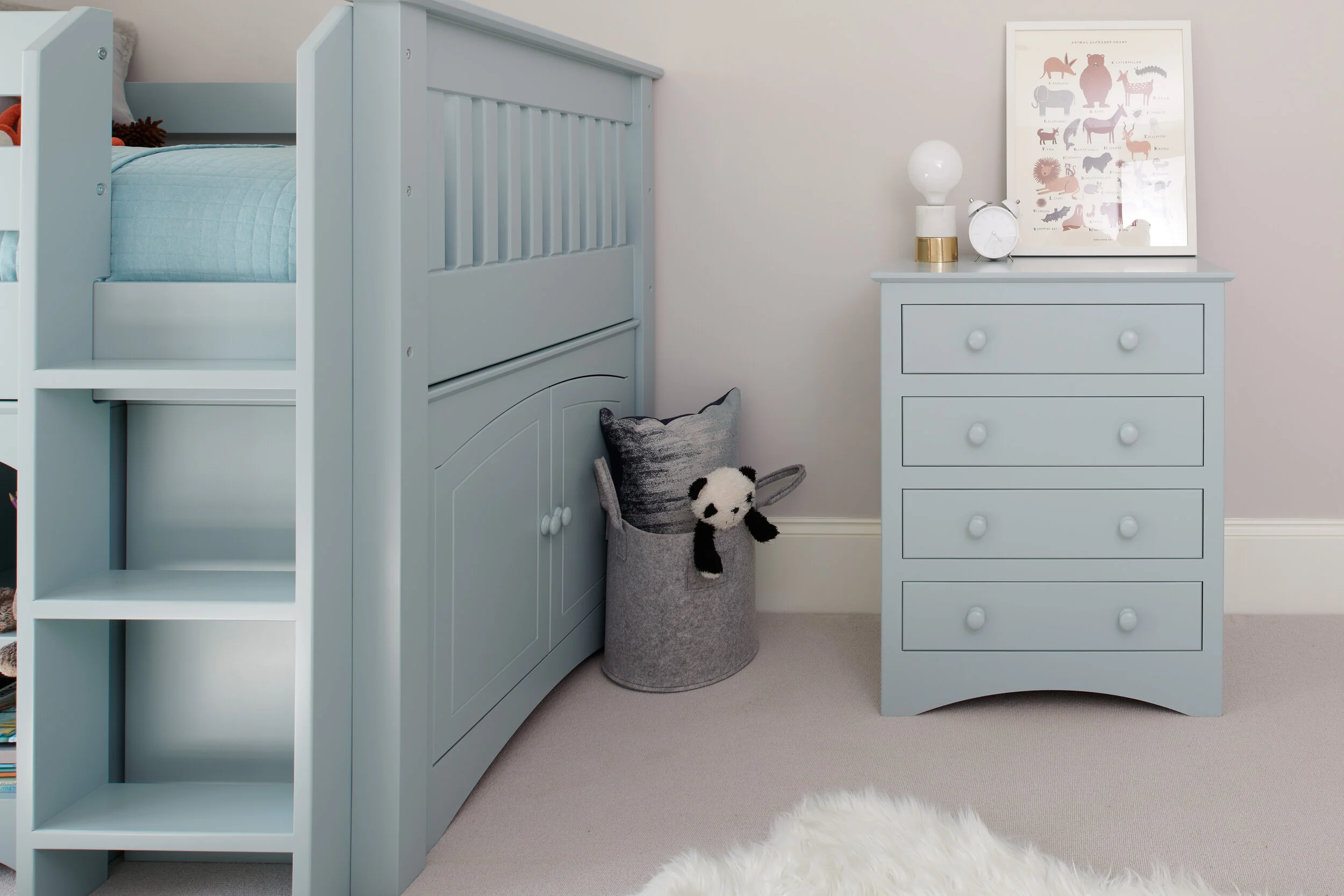 Elfin Chest of Drawers 2.jpg