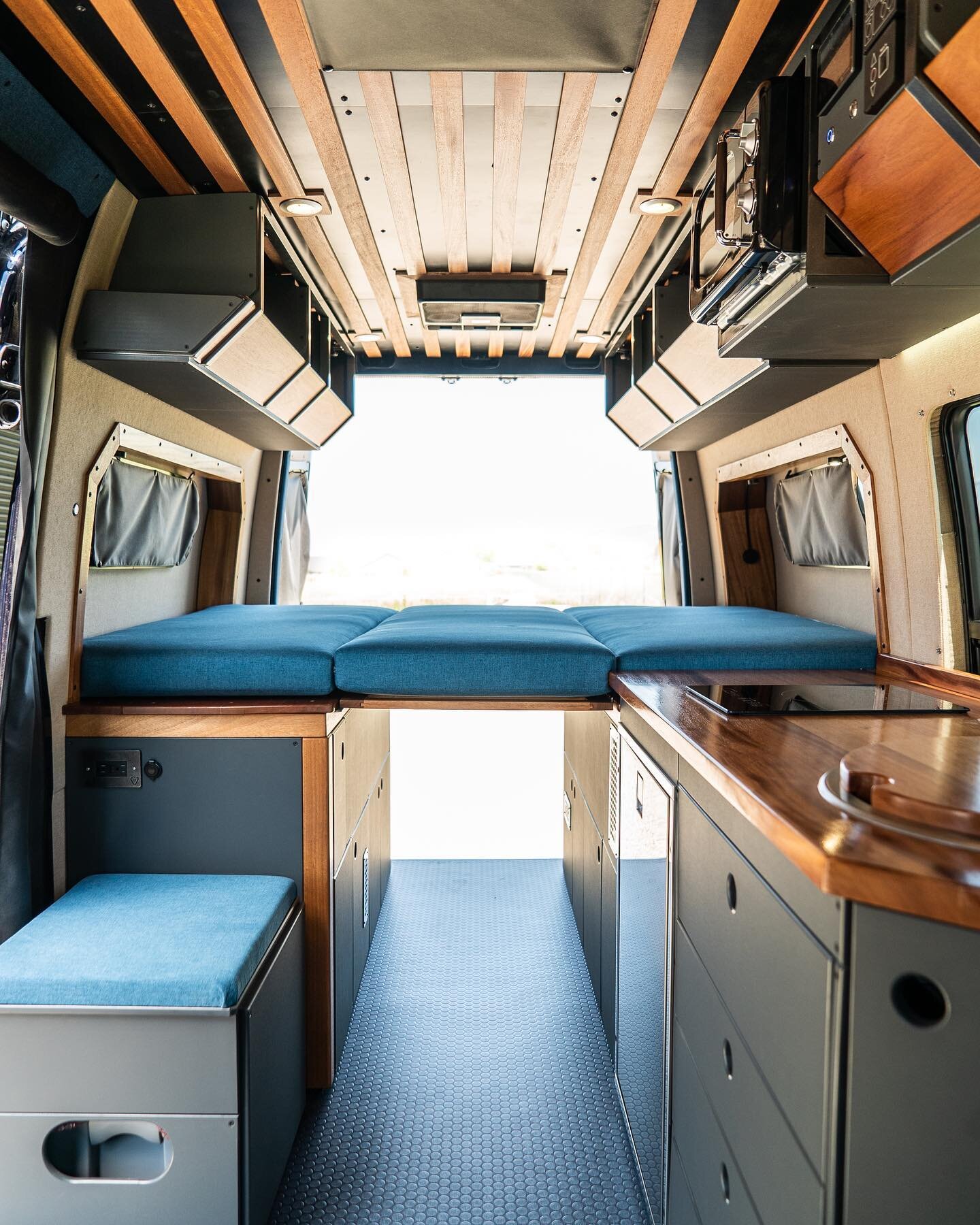 The weekend may be over, but the fun has just begun! We&rsquo;ve got tons of new builds on the way as our team continues to blow away expectations with every conversion. This Sprinter 144&rdquo; 4x4 turned out better than we could&rsquo;ve imagined! 