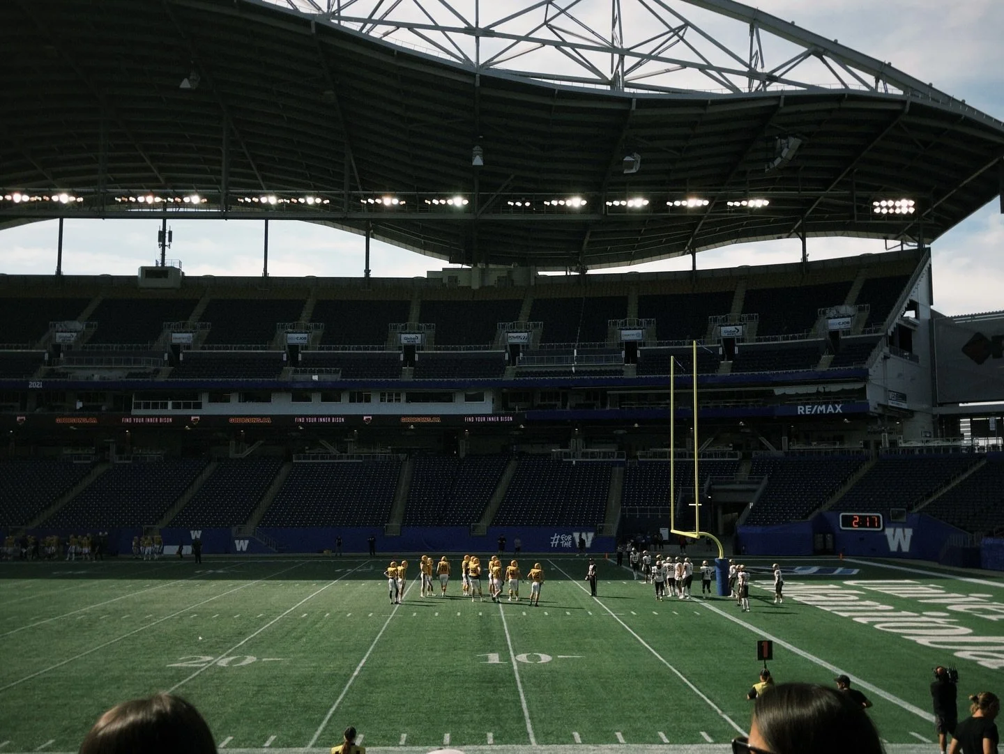 Starting with these photos from &laquo;&nbsp;a ball 🏈 game back in September,&nbsp;&raquo; let my season of revival begin &hellip;