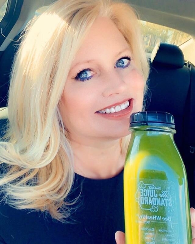 The @thejuicestandard at Fort Apache is now open! 🥒🍓🥕😌 #organicfood #coldpressedjuice #espresso #superfoodsmoothie #nutritionmatters #immunesupport #immunebooster #vitaminc #vegasstrong #fitnessmotivation #fitlife #healthiswealth #socialdistancin