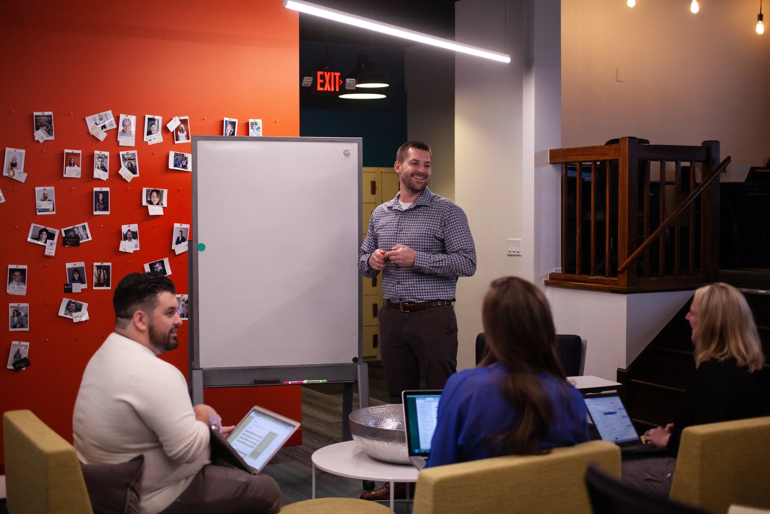 Coworking Spaces vs. Traditional Offices: What’s Best for Your Growing Business?