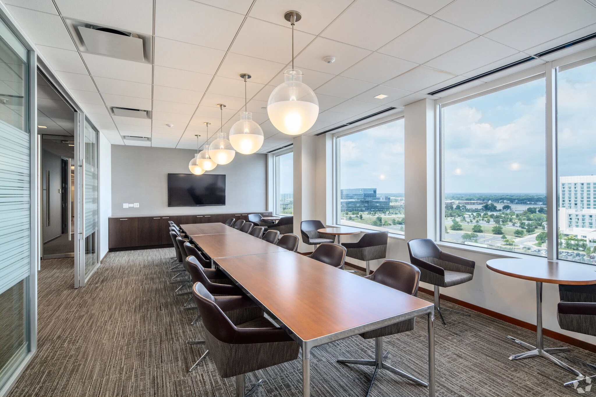 11th-dining room.jpg